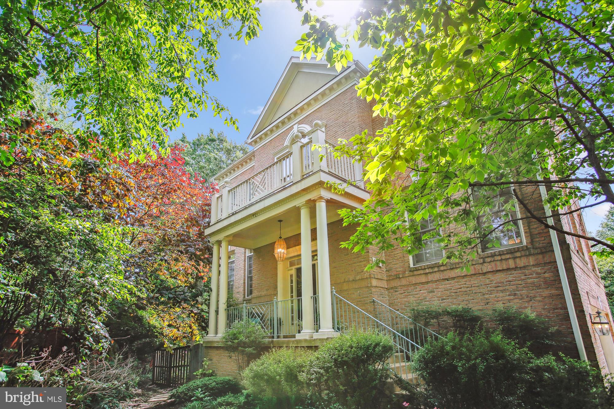 REES ESTATE - Residential