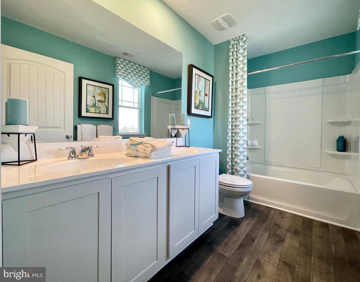 SASSAFRAS MEADOWS - Residential