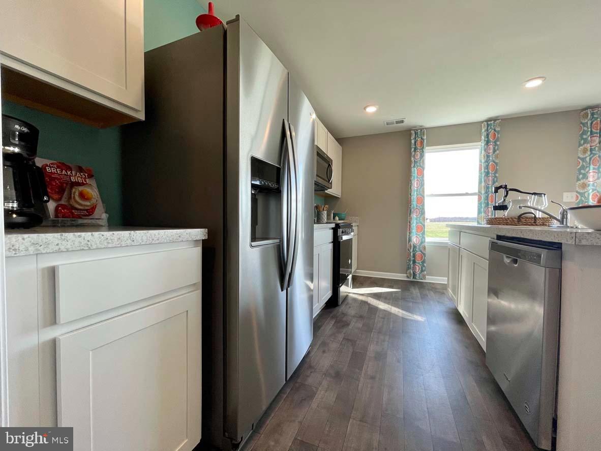 SASSAFRAS MEADOWS - Residential