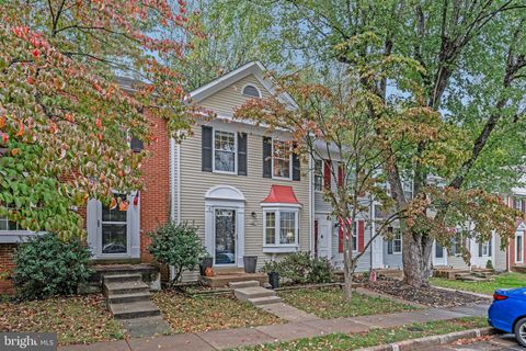 54 HUNTLEY COURT STERLING VA 20165