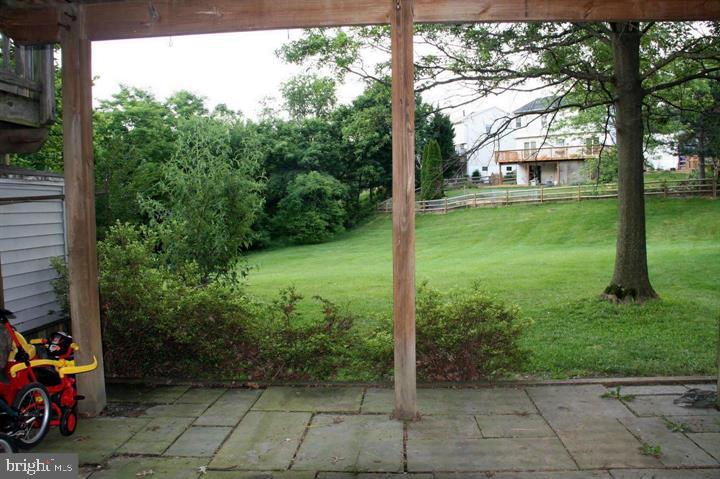 WILLOW COVE TOWNHOMES - Residential Lease