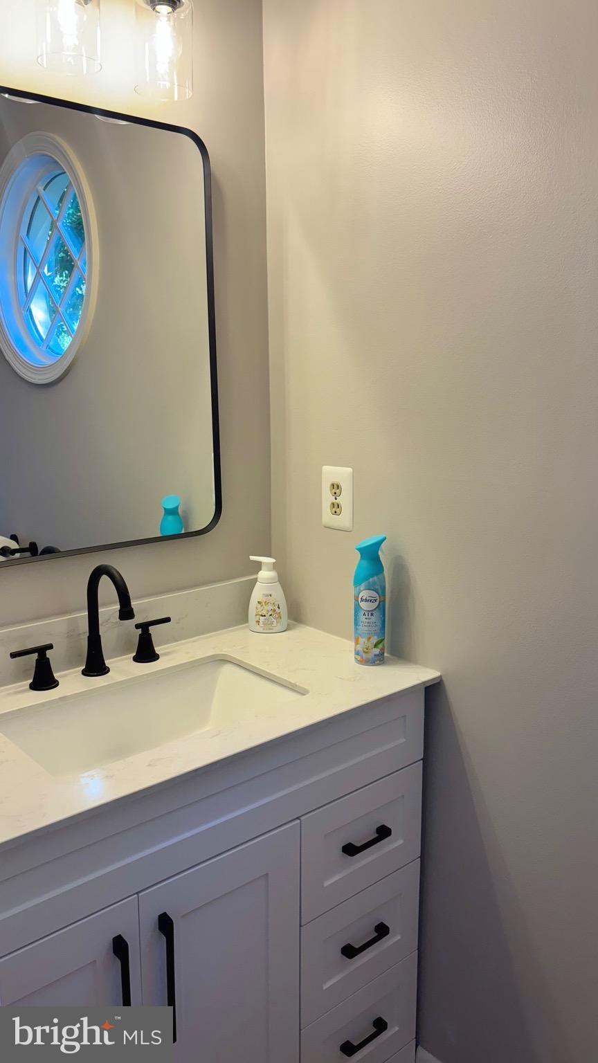 WILLOW COVE TOWNHOMES - Residential Lease