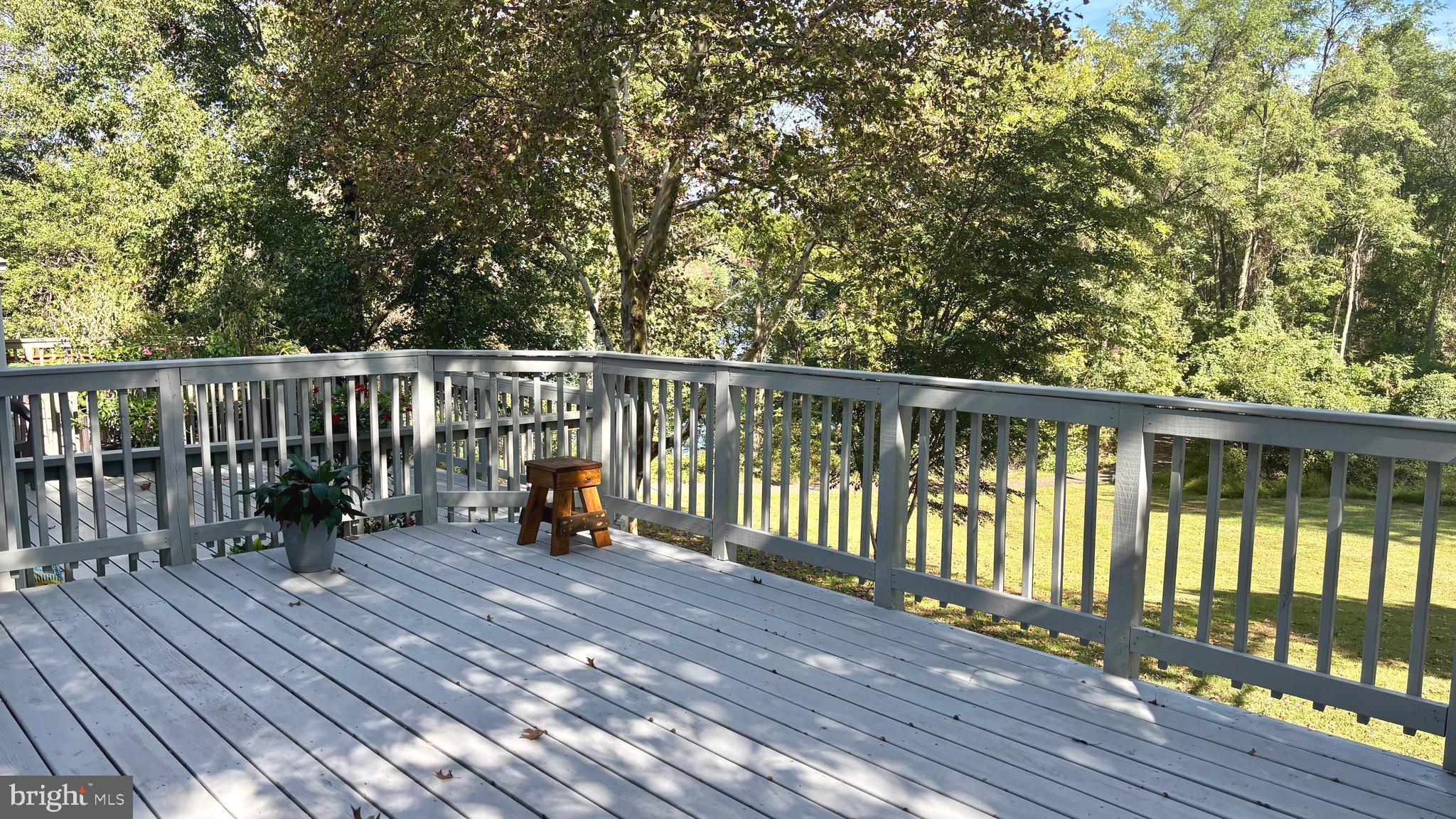 WILLOW COVE TOWNHOMES - Residential Lease