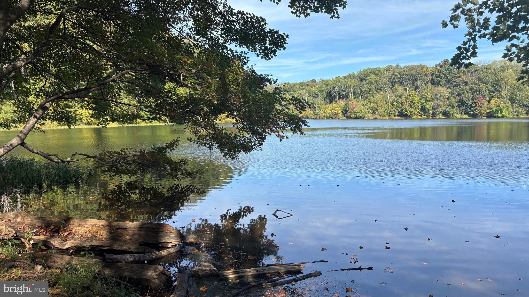 WILLOW COVE TOWNHOMES - Residential Lease