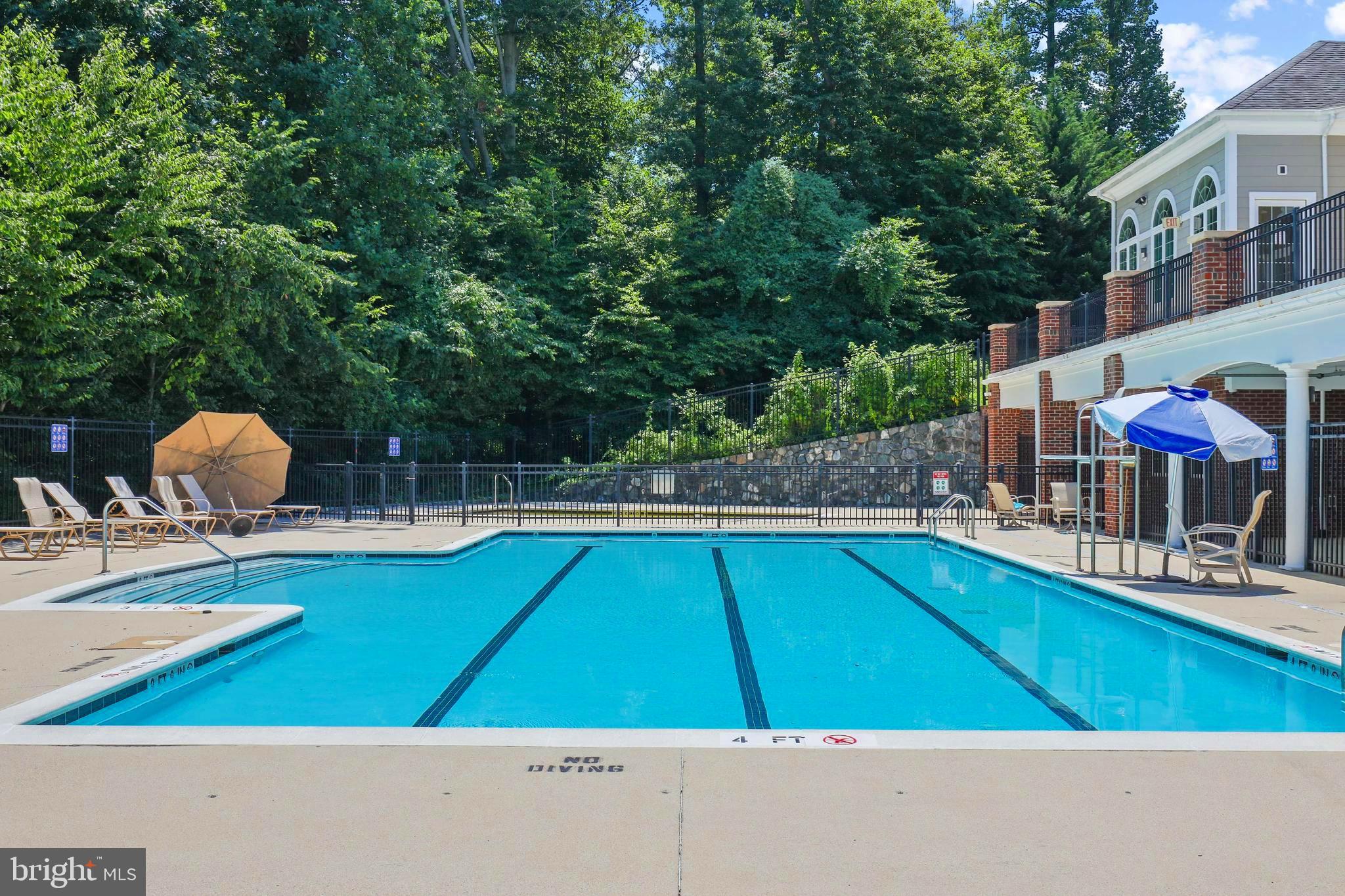 RESIDENCES AT VICTORY PROMENADE - Residential