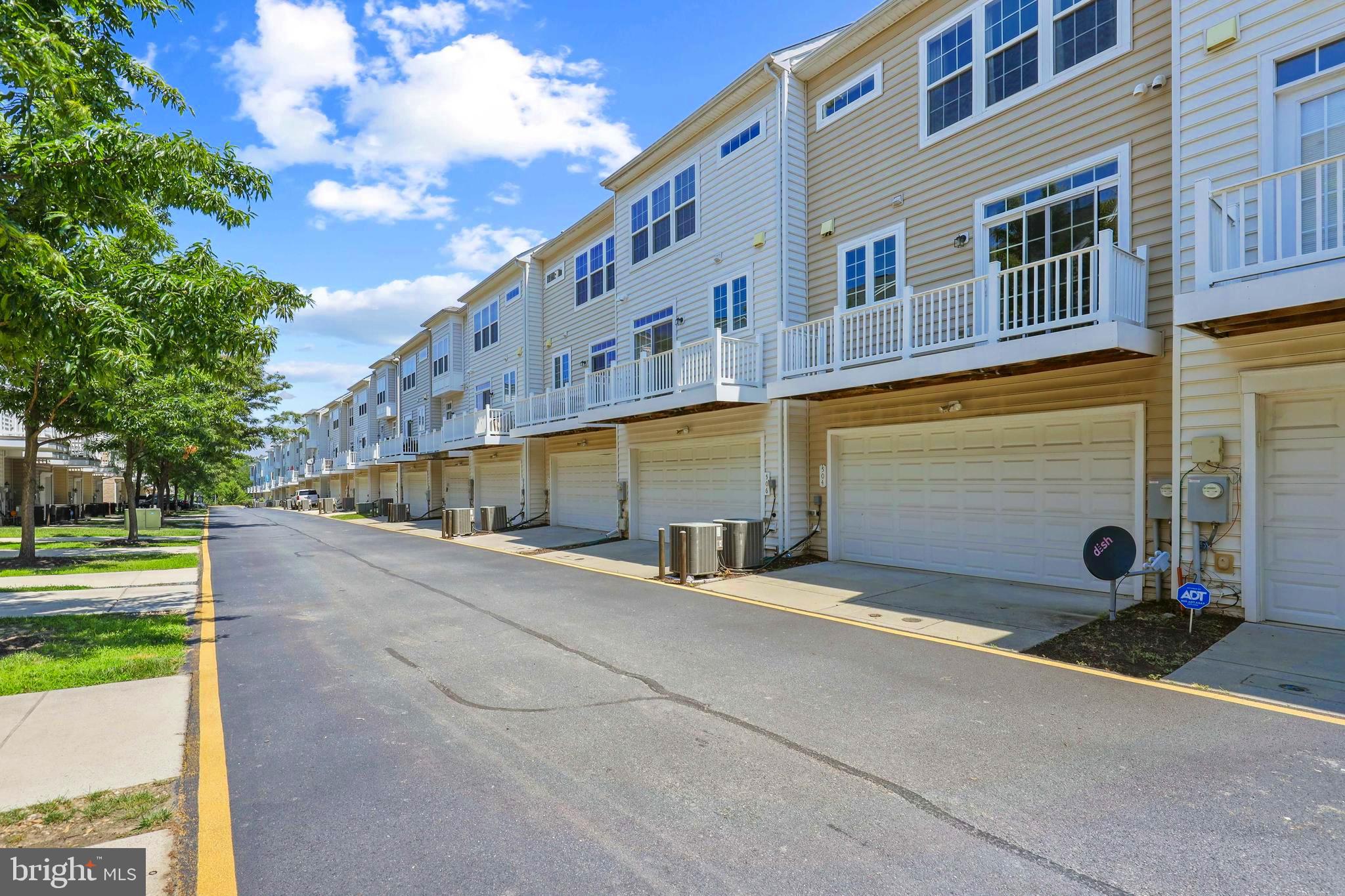 RESIDENCES AT VICTORY PROMENADE - Residential