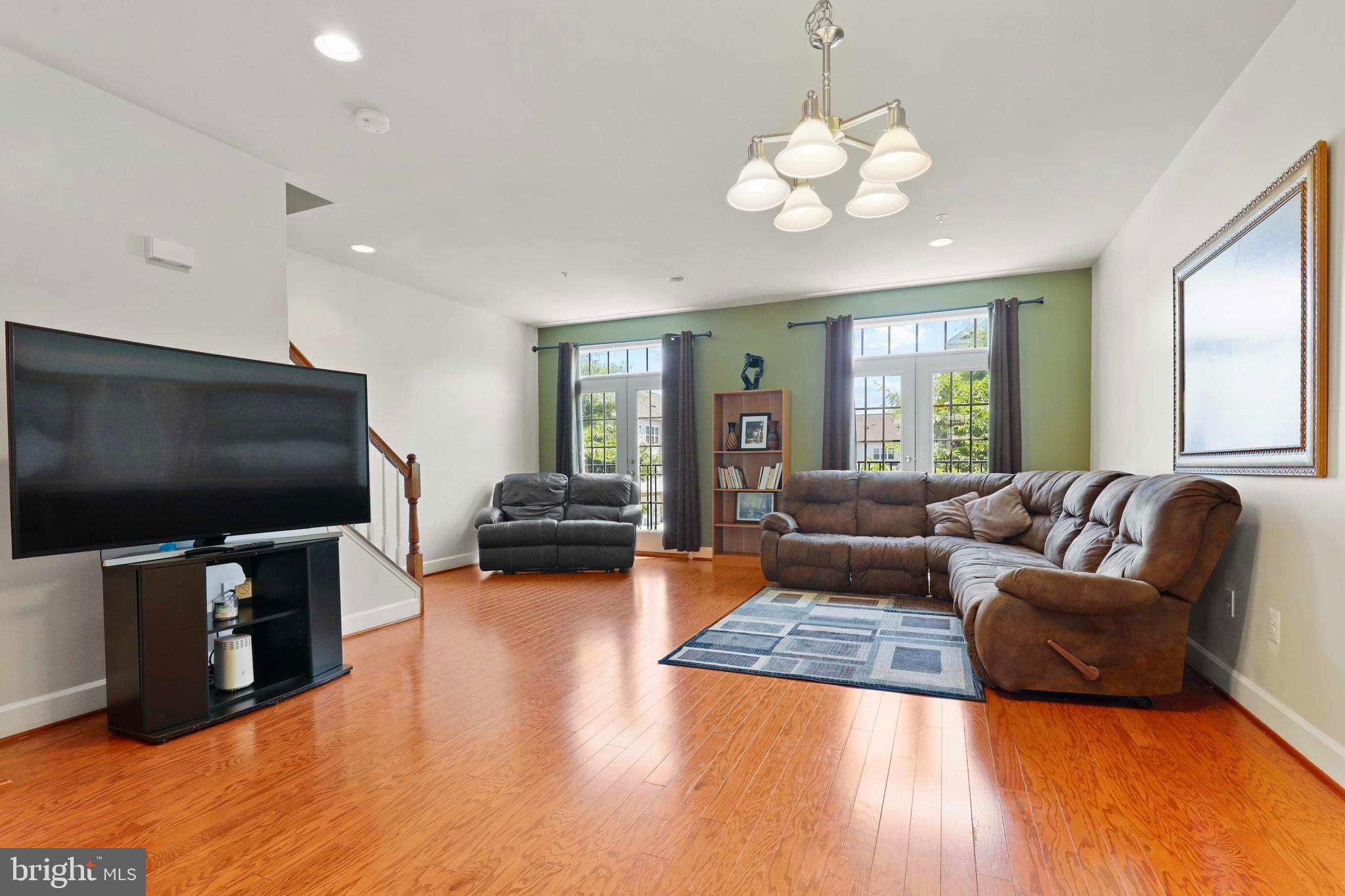 RESIDENCES AT VICTORY PROMENADE - Residential