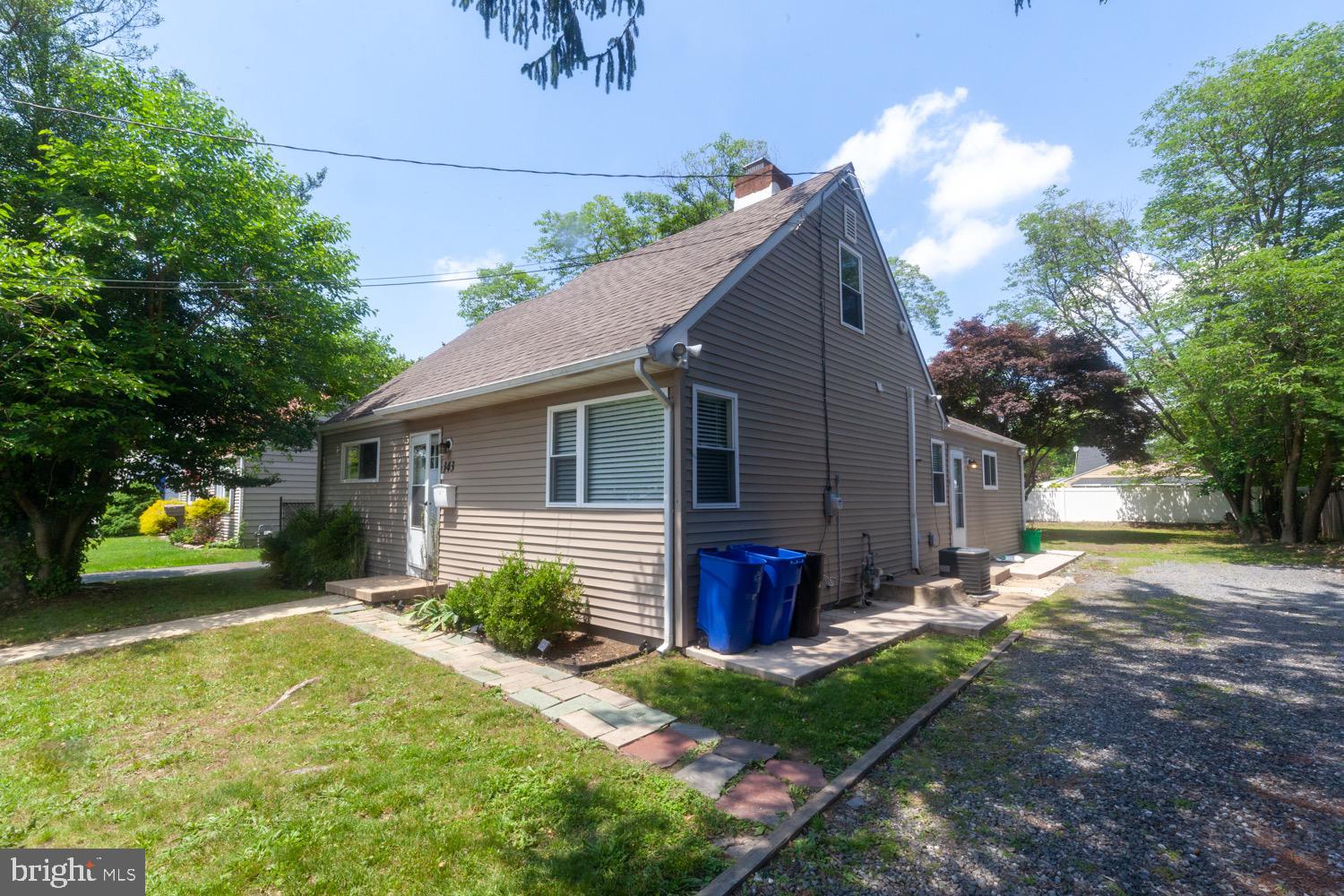 143 W GLOUCESTER PIKE