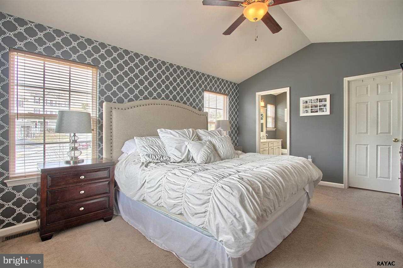 WOODCREST HILLS - Residential