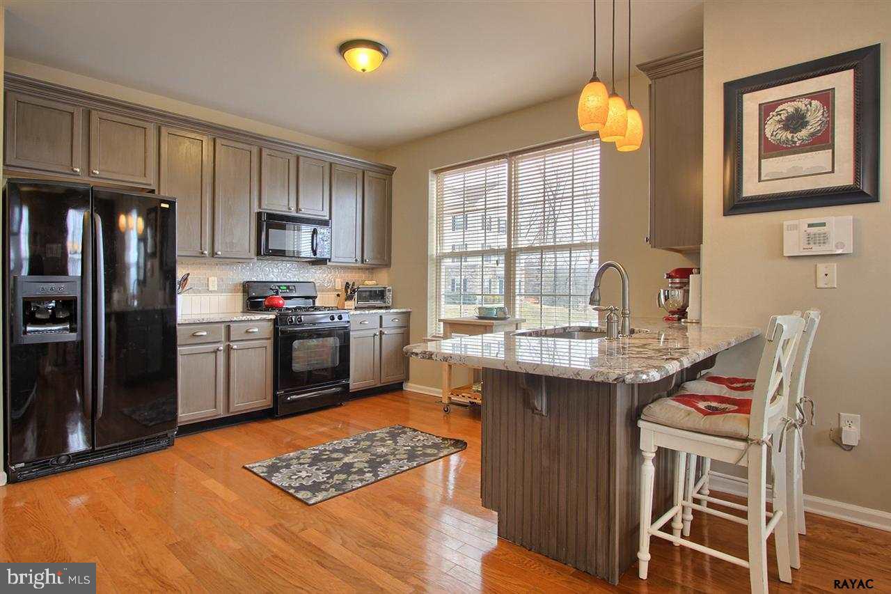 WOODCREST HILLS - Residential