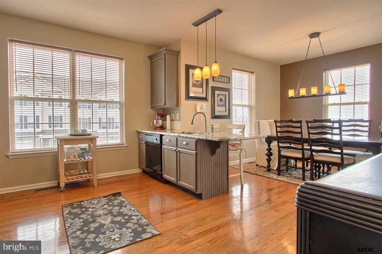 WOODCREST HILLS - Residential