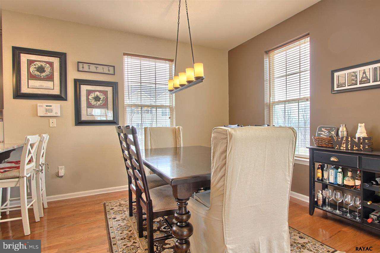 WOODCREST HILLS - Residential