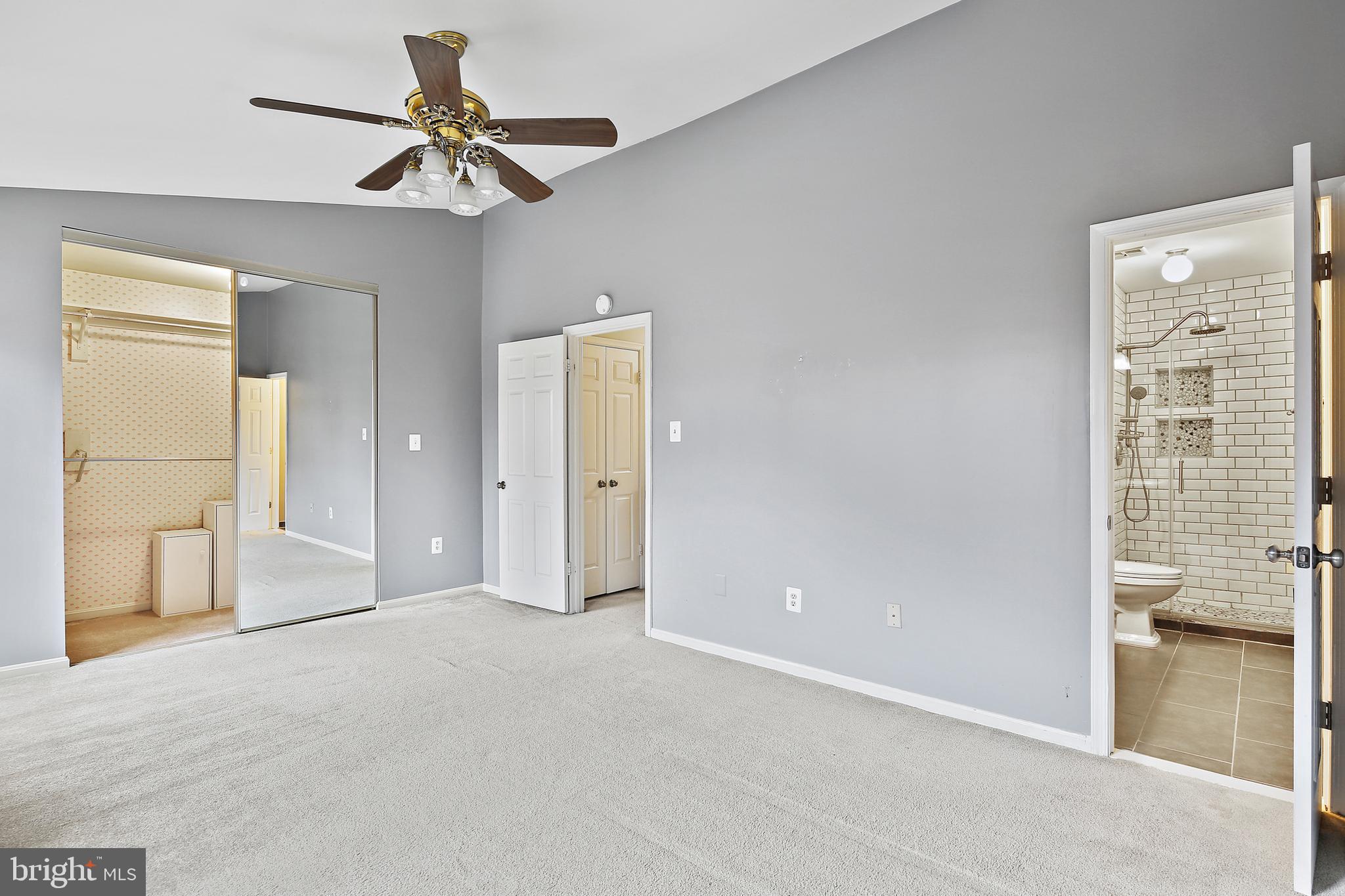 WOODLAND HILLS - Residential Lease