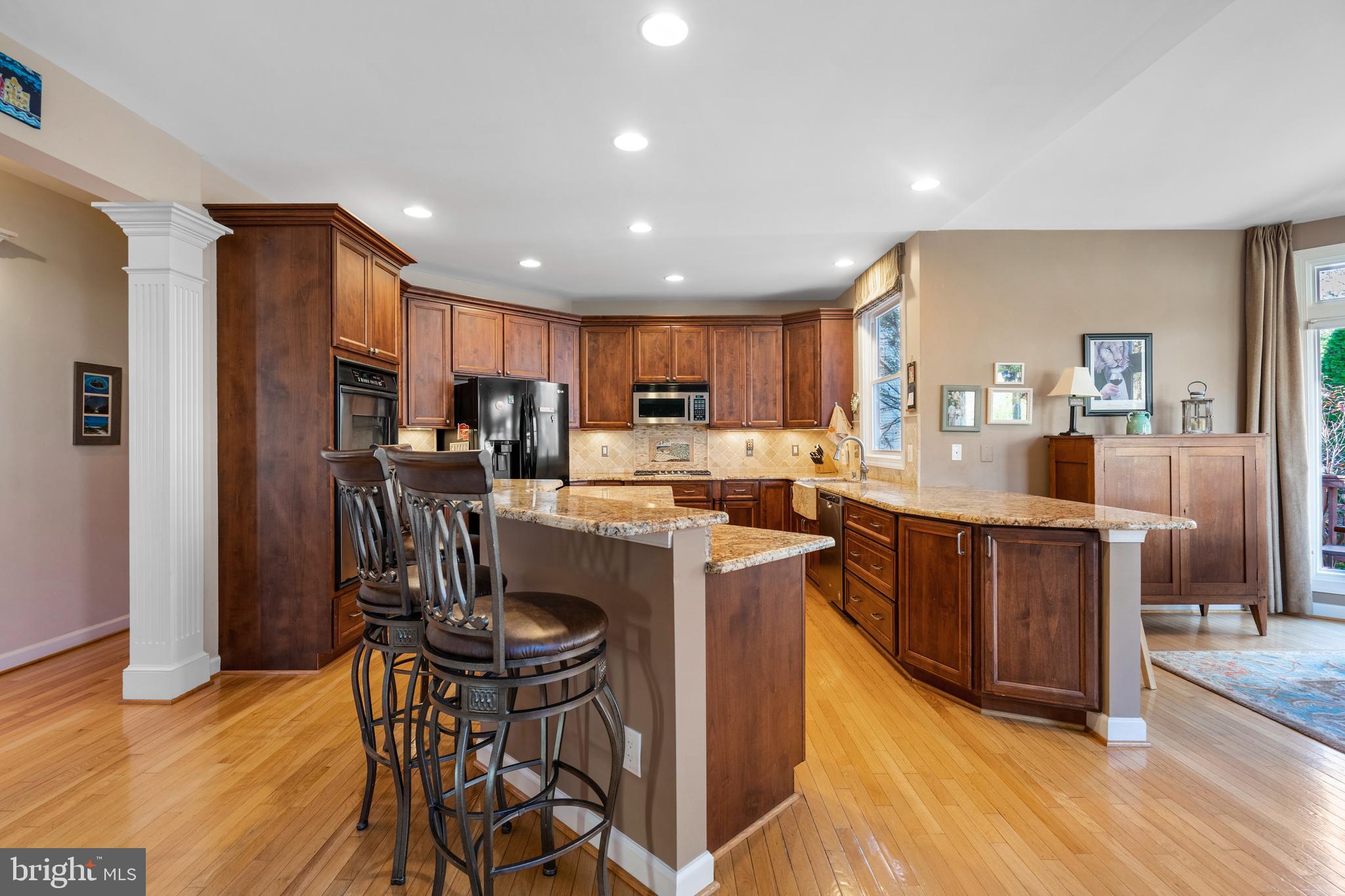 MEADOWBROOK WOODS - Residential