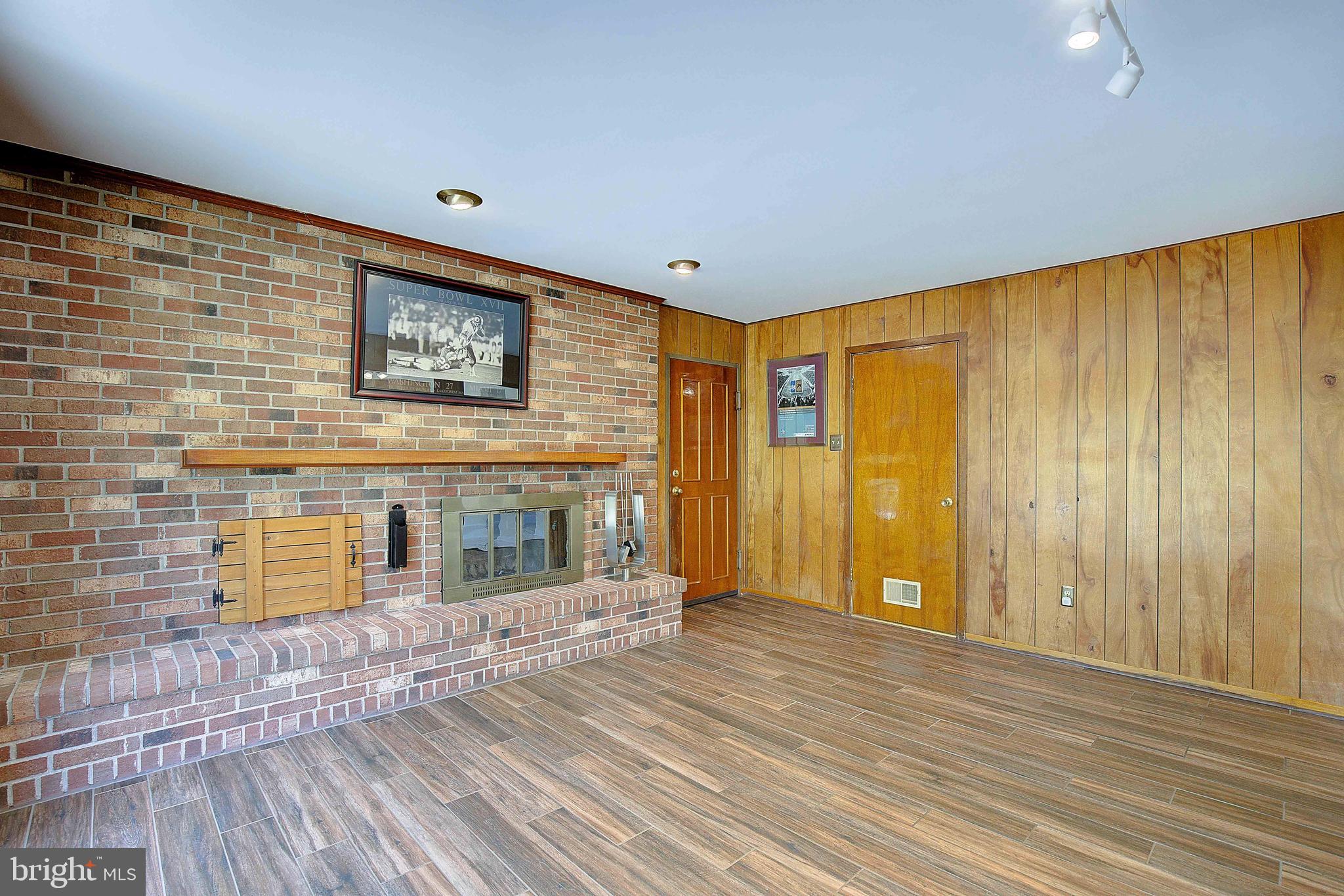 MONTPELIER - Residential