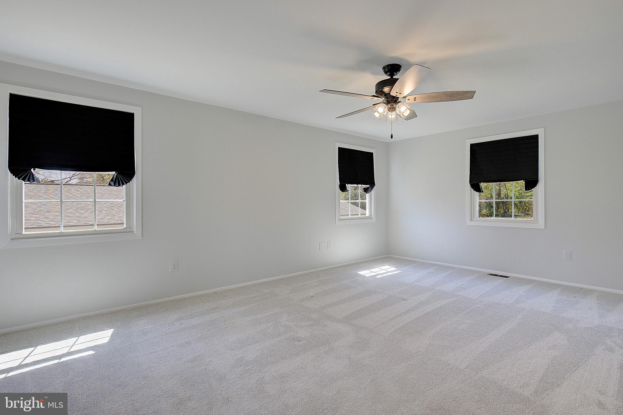 MONTPELIER - Residential