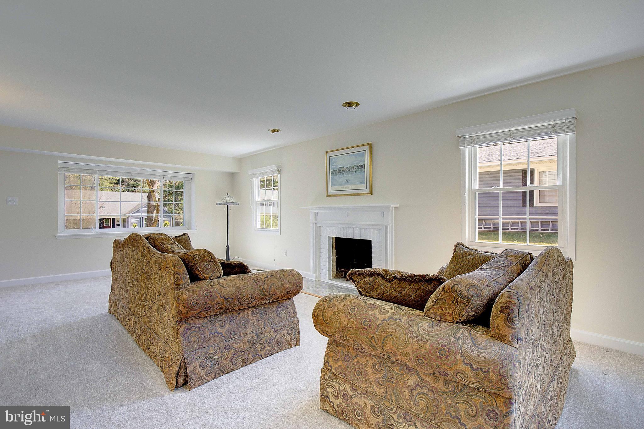 MONTPELIER - Residential