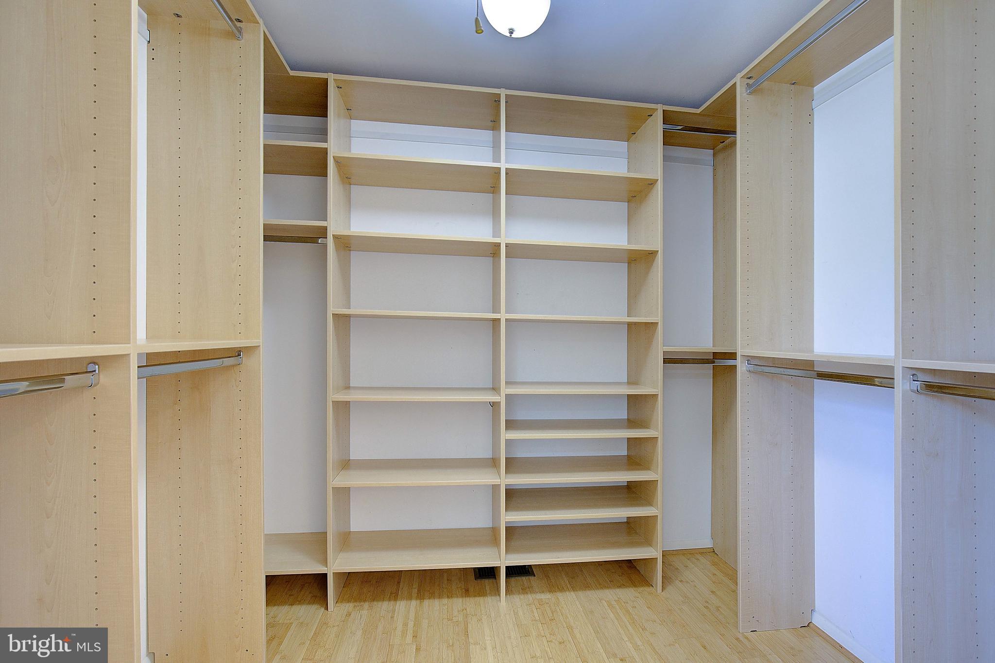 MONTPELIER - Residential