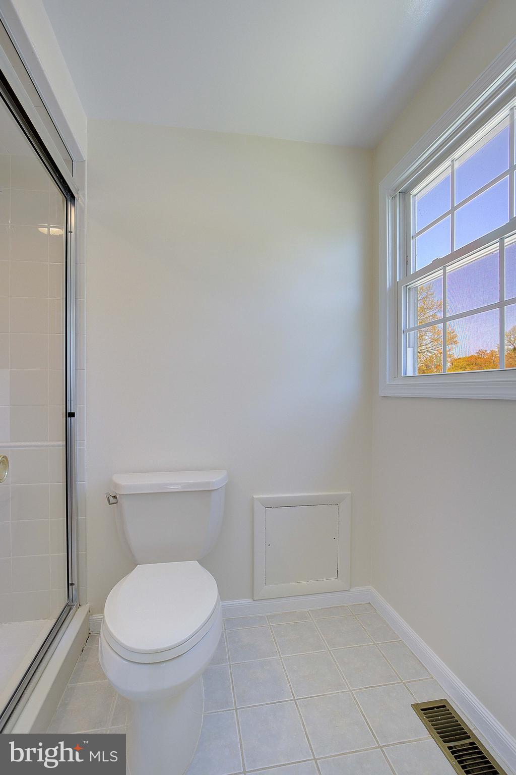 MONTPELIER - Residential