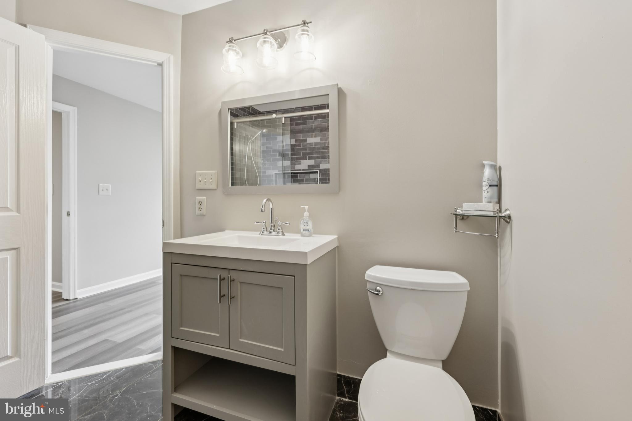 FAIRMONT - Residential