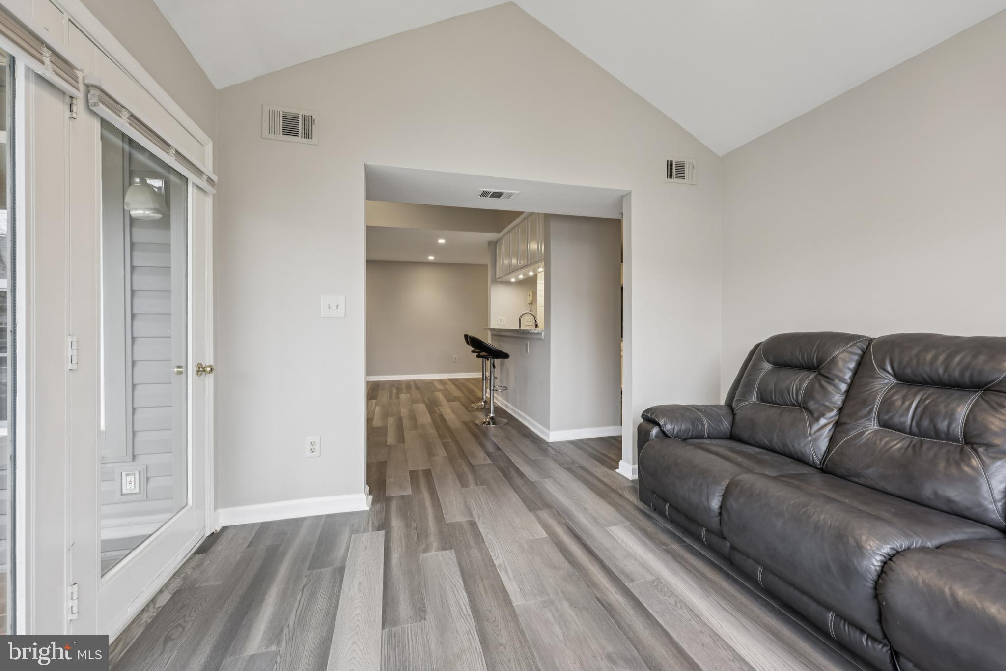 FAIRMONT - Residential