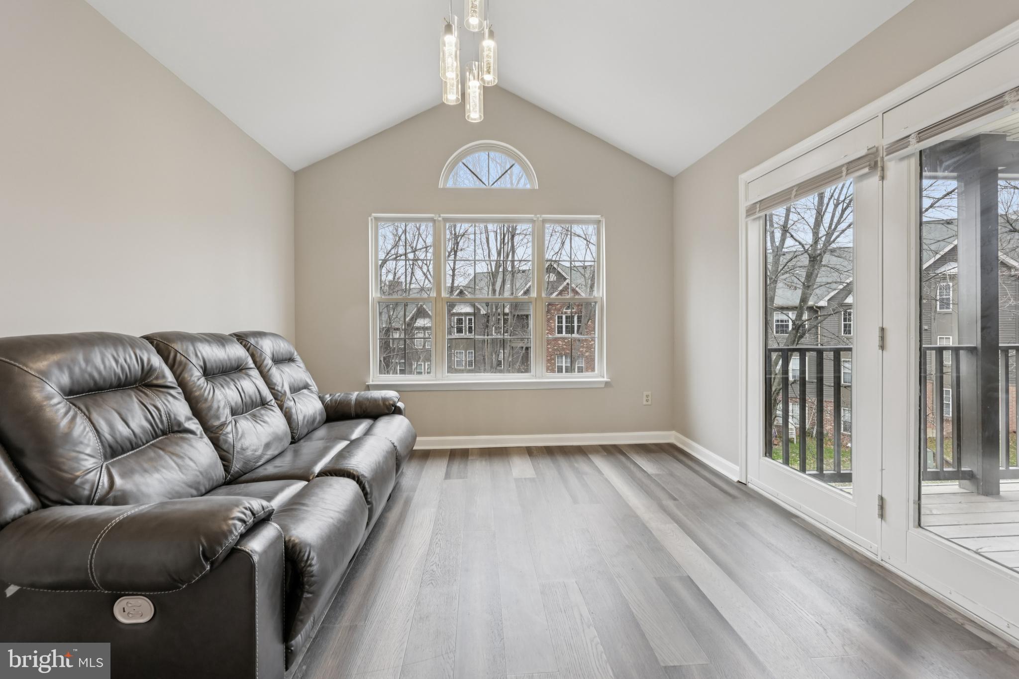 FAIRMONT - Residential