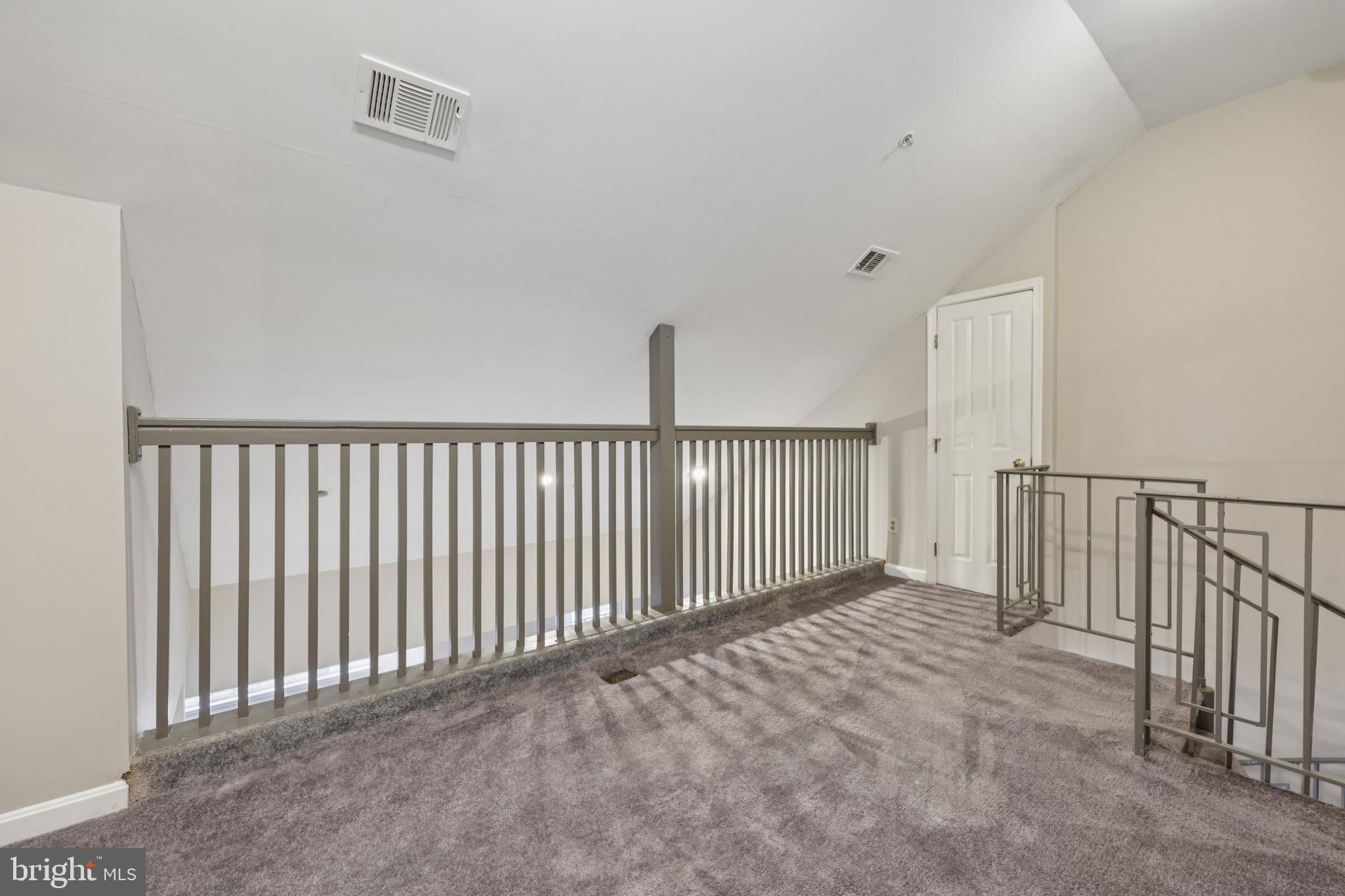 FAIRMONT - Residential