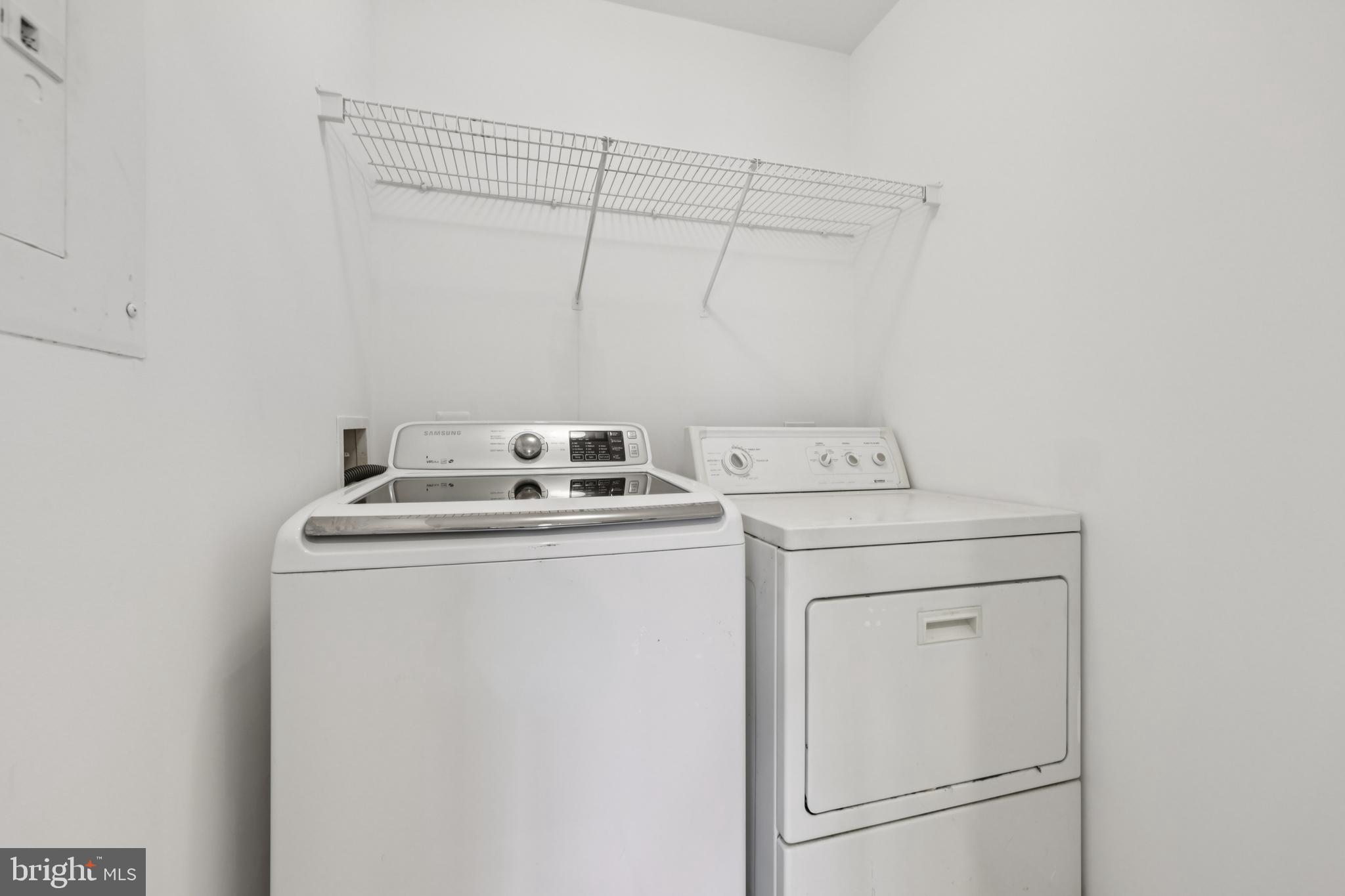 FAIRMONT - Residential