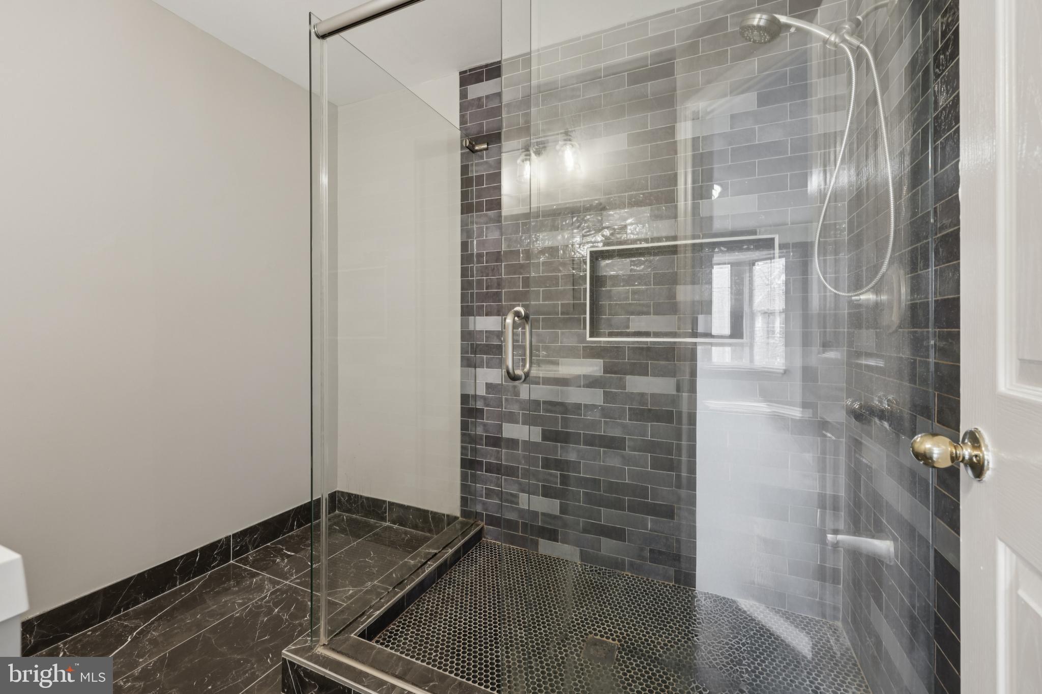 FAIRMONT - Residential