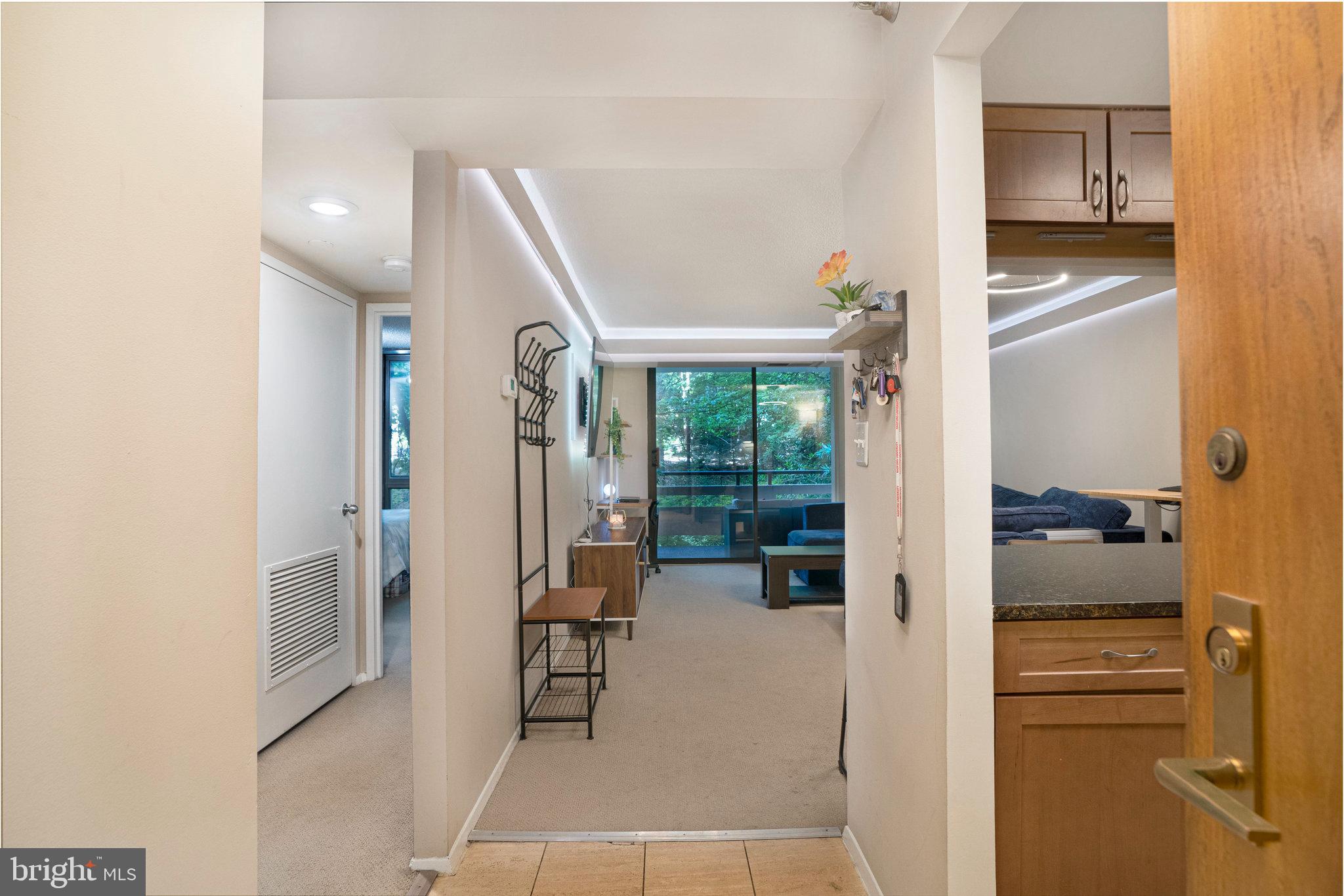 ENCORE OF MCLEAN - Residential