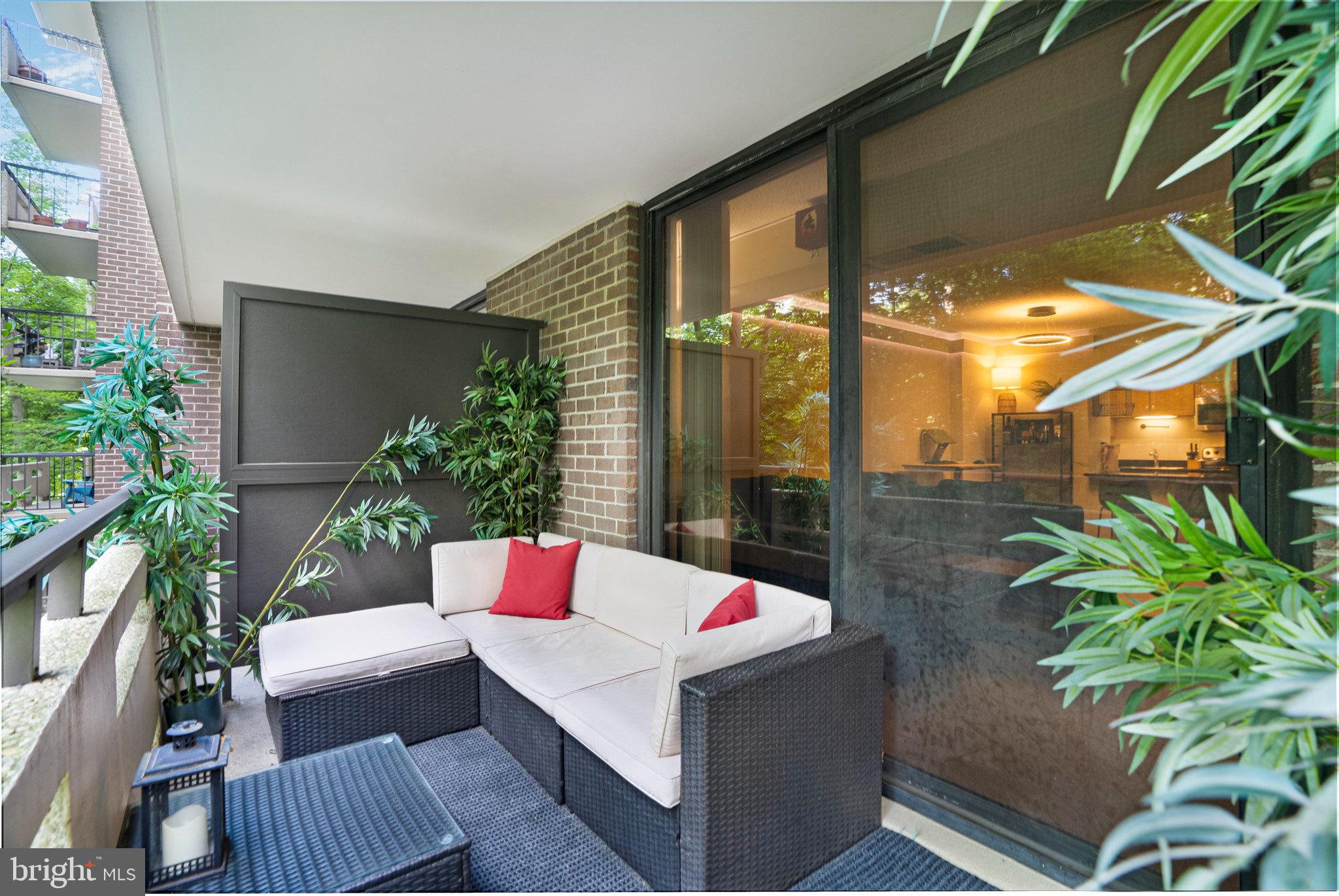 ENCORE OF MCLEAN - Residential