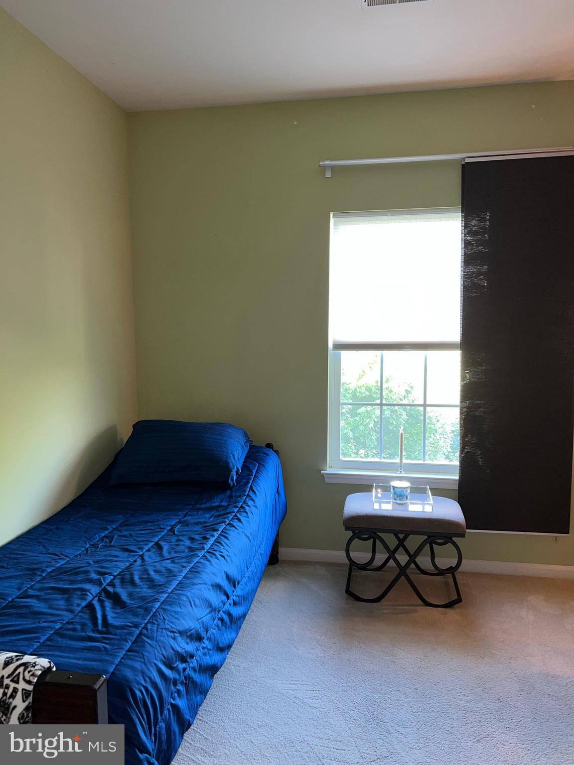 ROUND HILL - Residential