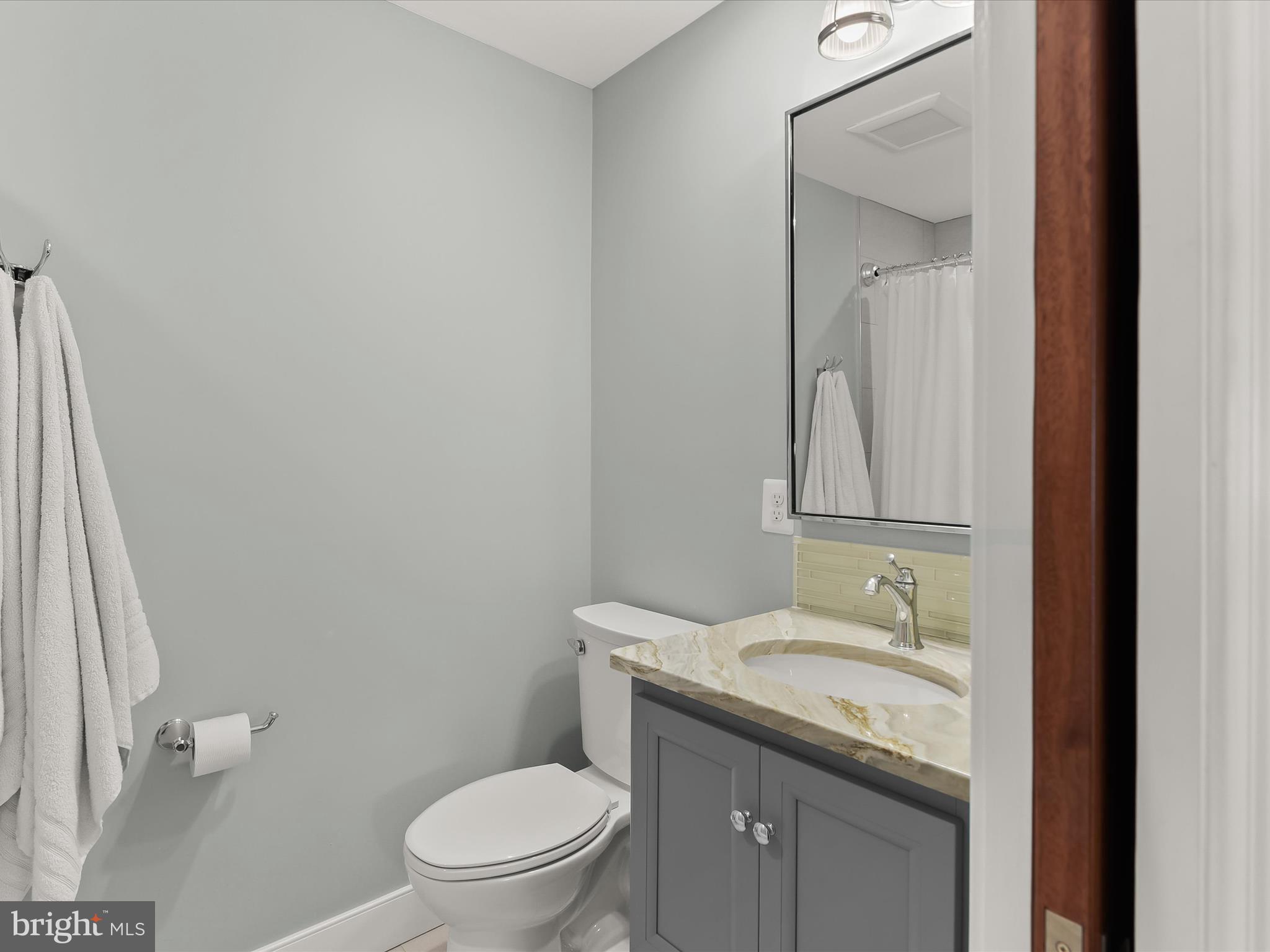 SOUTHGATE HARBOR - Residential