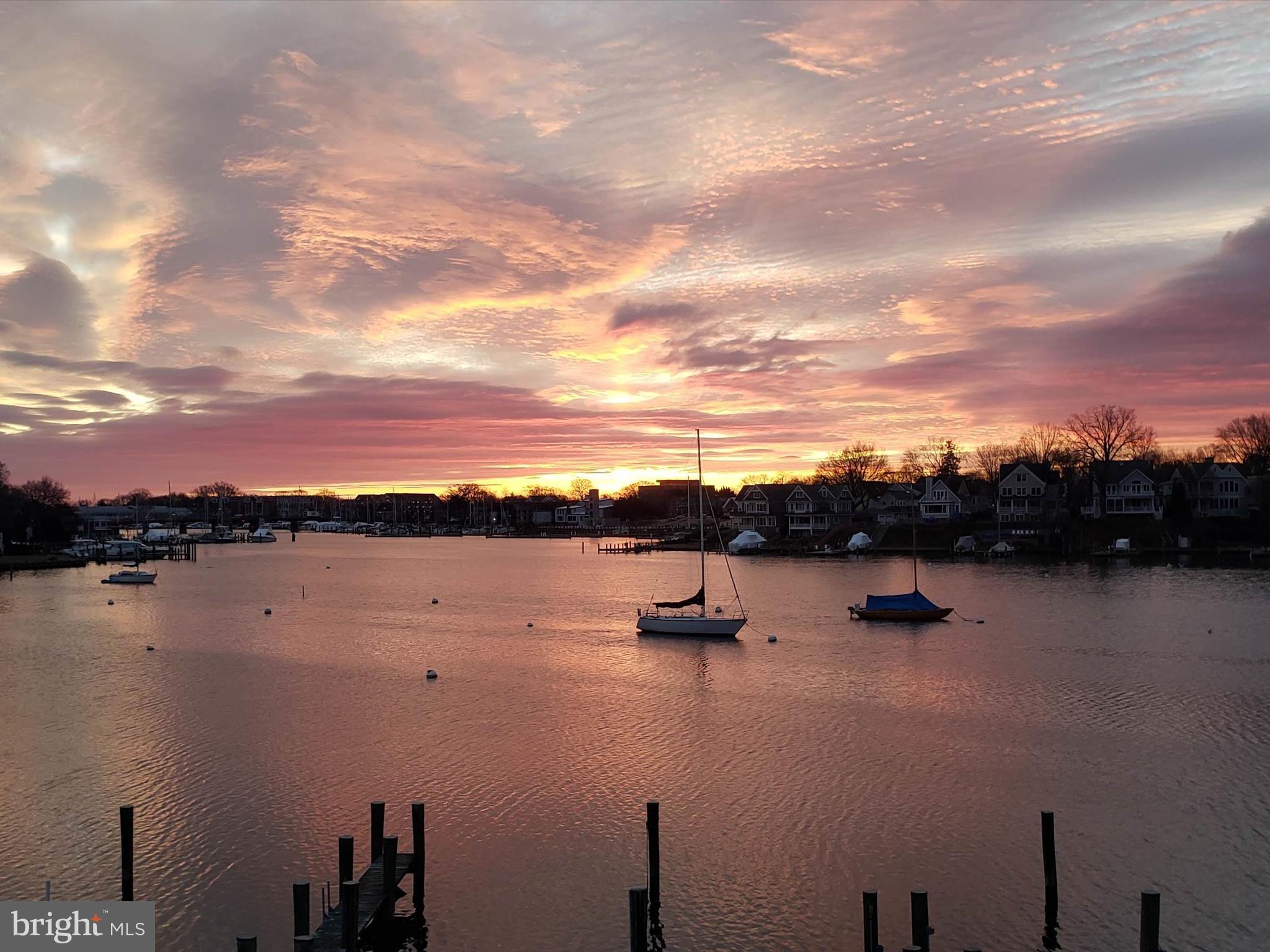 SOUTHGATE HARBOR - Residential