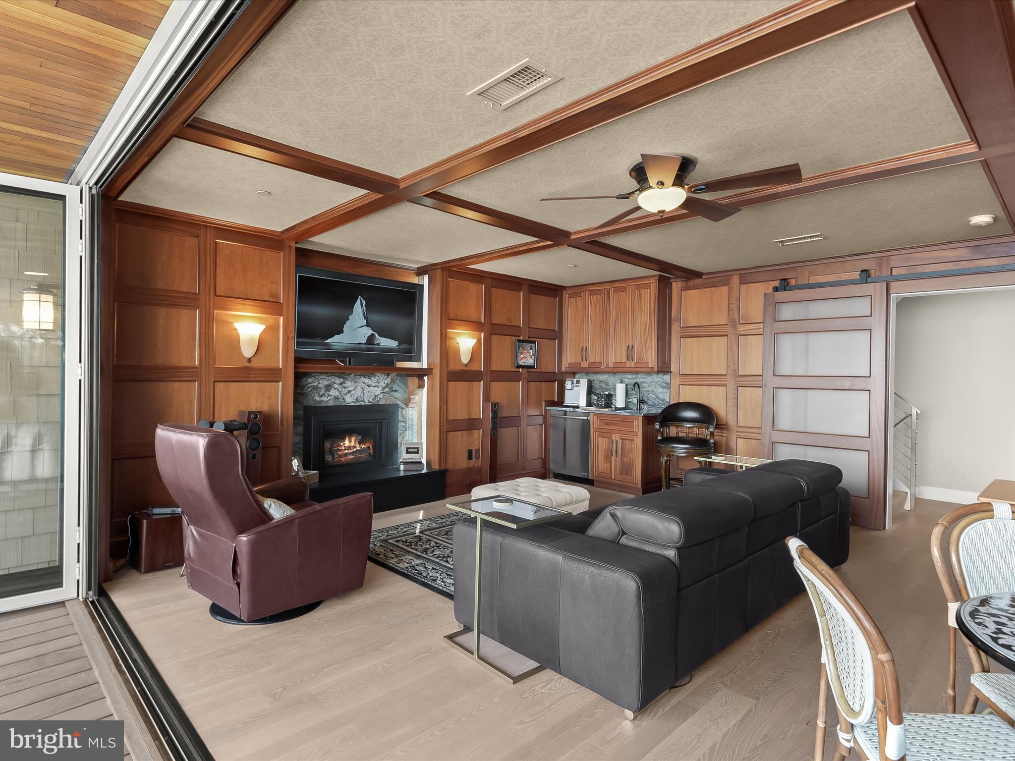 SOUTHGATE HARBOR - Residential