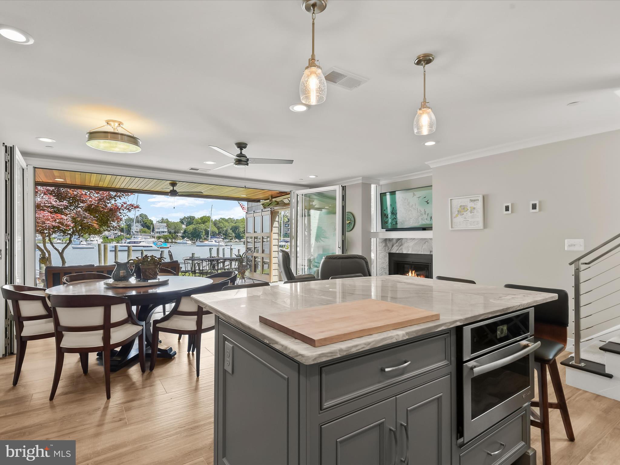 SOUTHGATE HARBOR - Residential