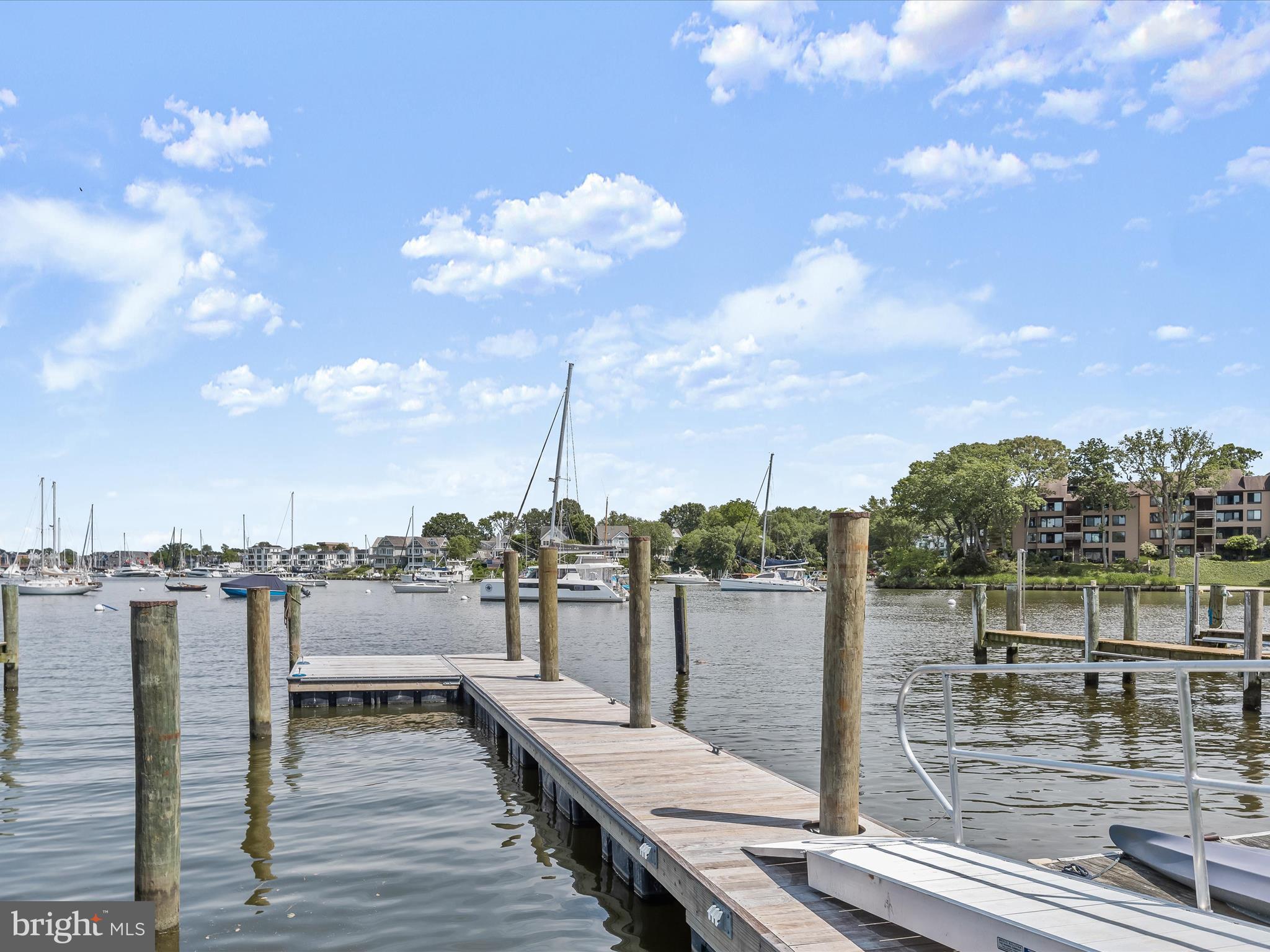 SOUTHGATE HARBOR - Residential