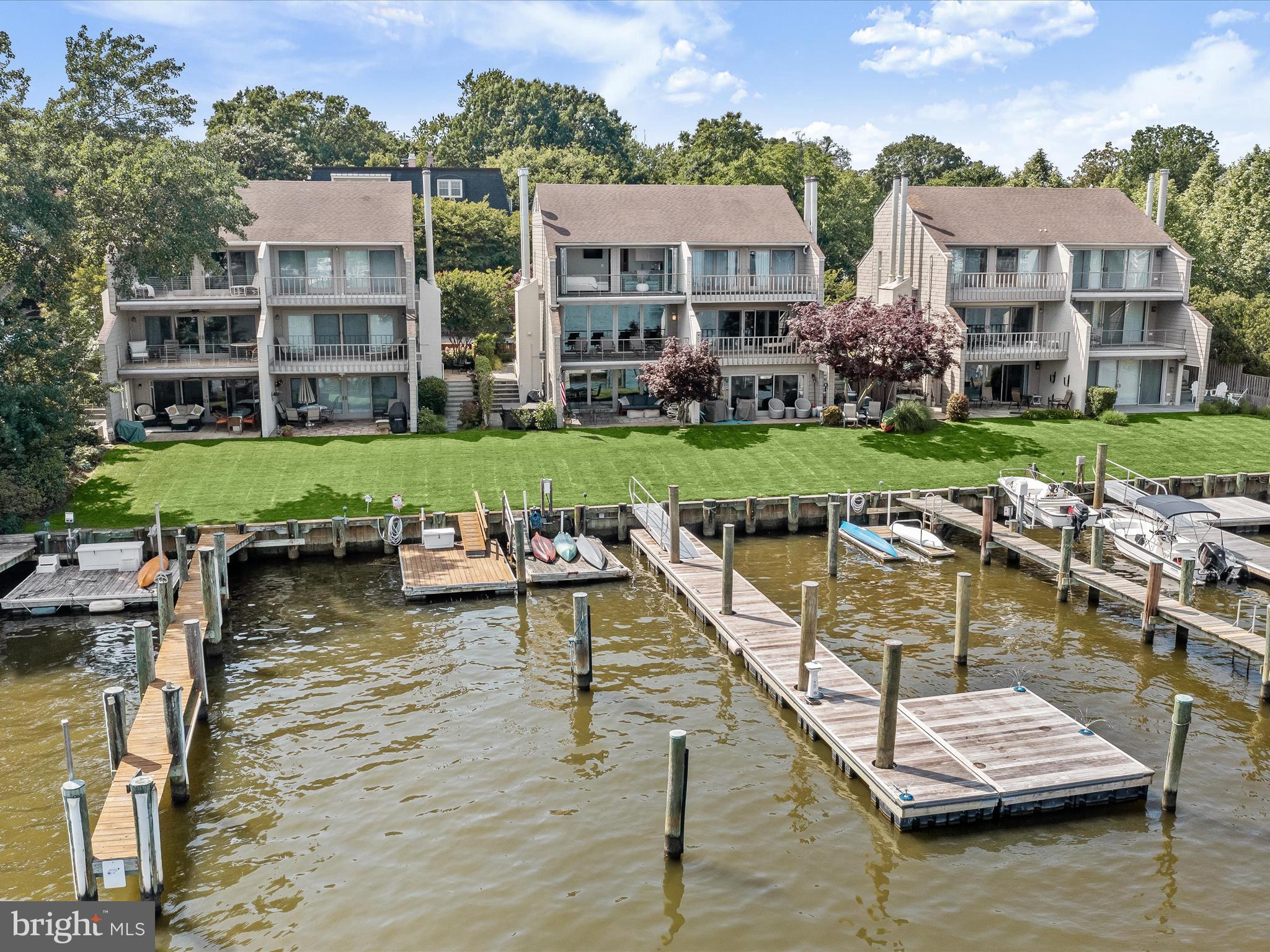 SOUTHGATE HARBOR - Residential