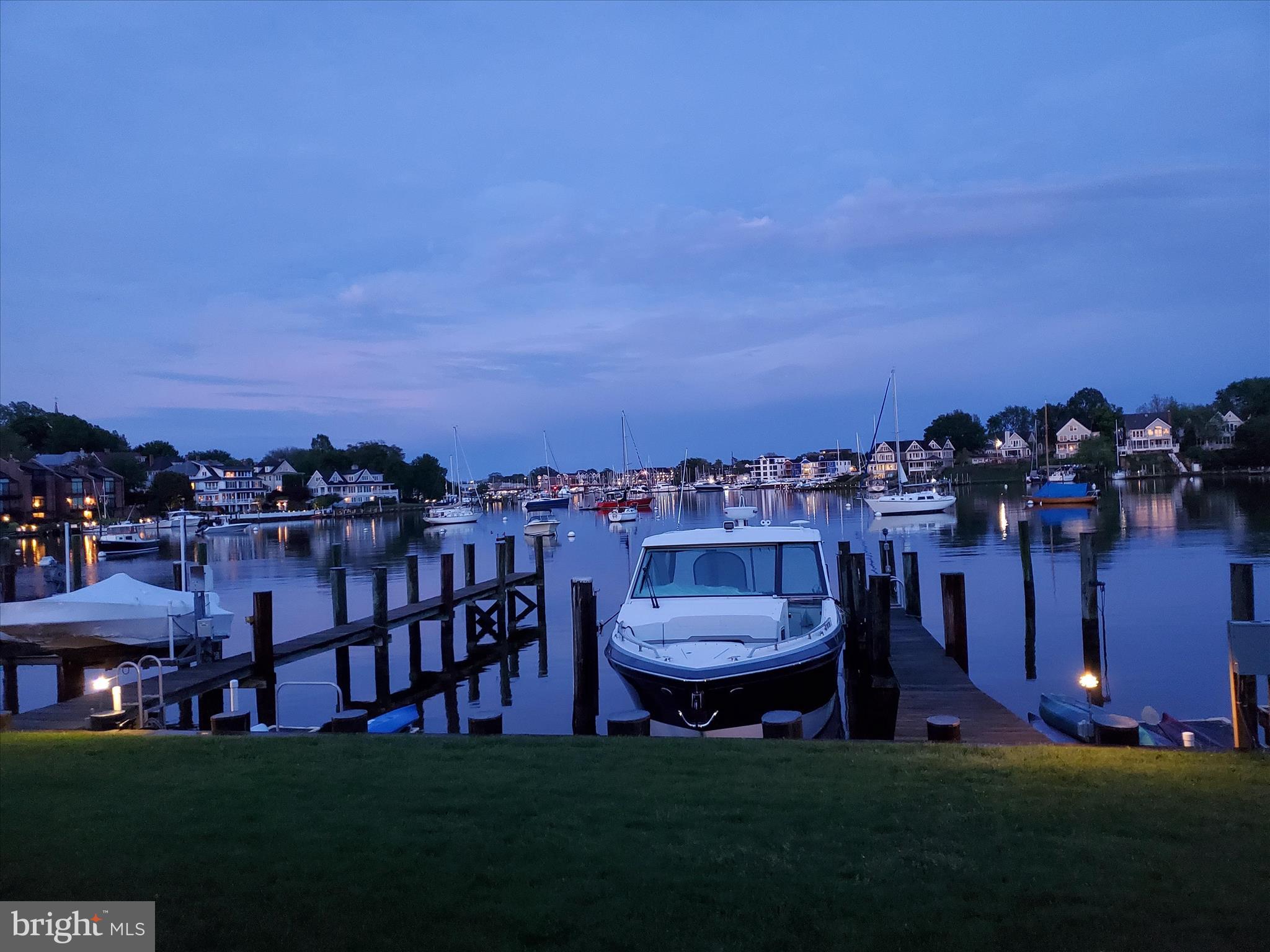 SOUTHGATE HARBOR - Residential