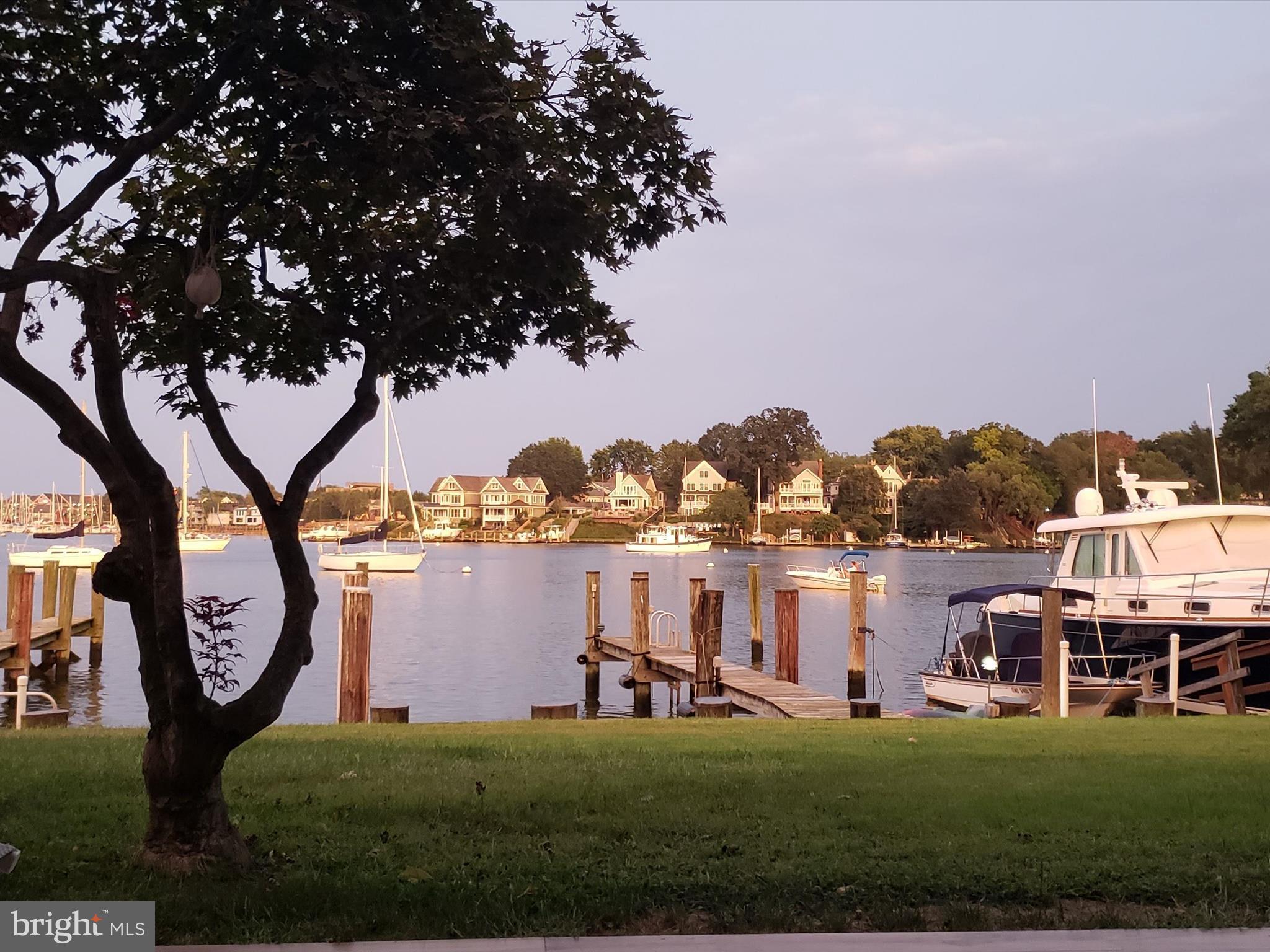 SOUTHGATE HARBOR - Residential