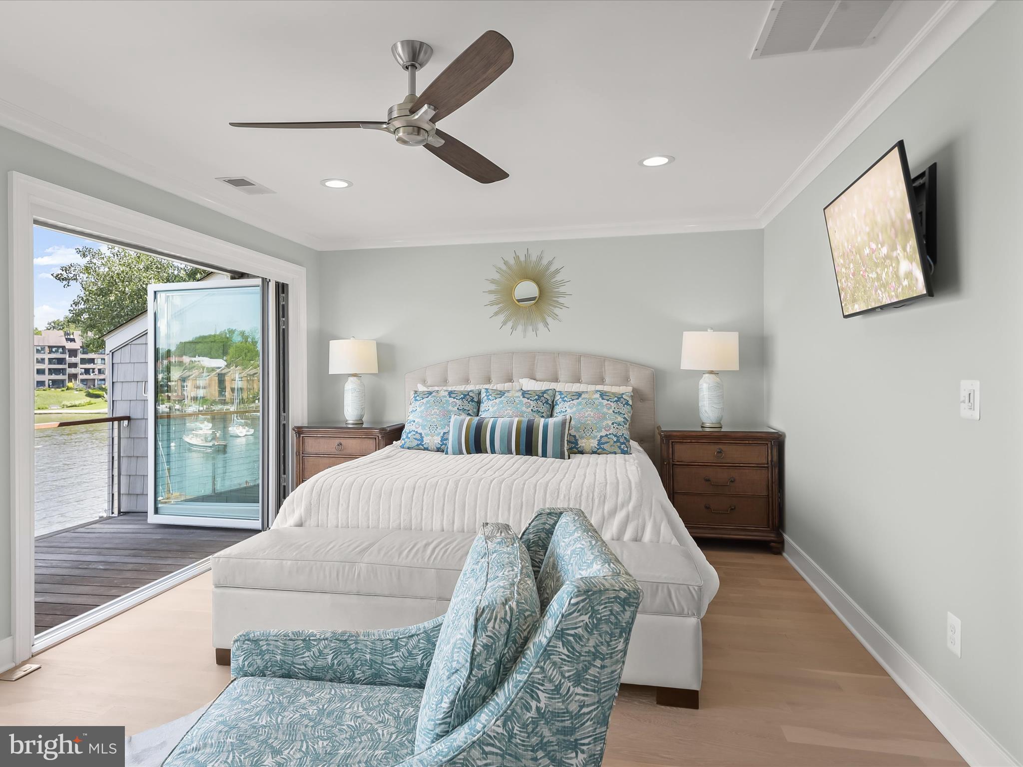 SOUTHGATE HARBOR - Residential