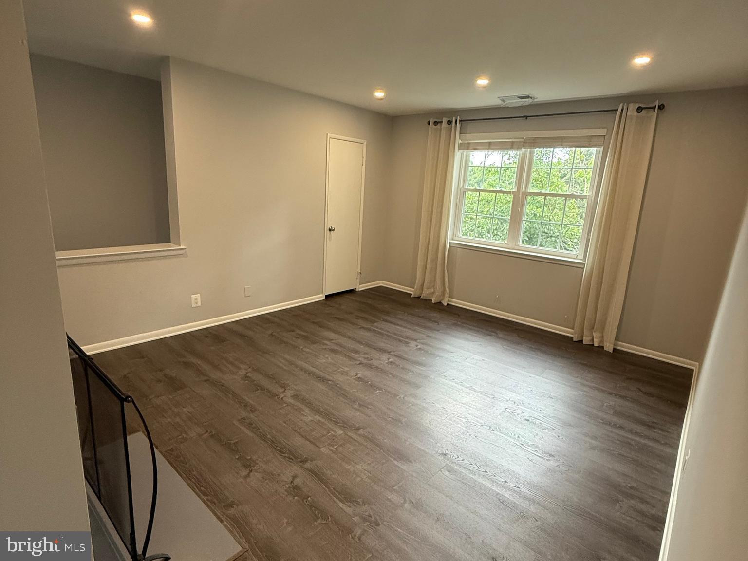 THE ARLINGTON - Residential Lease