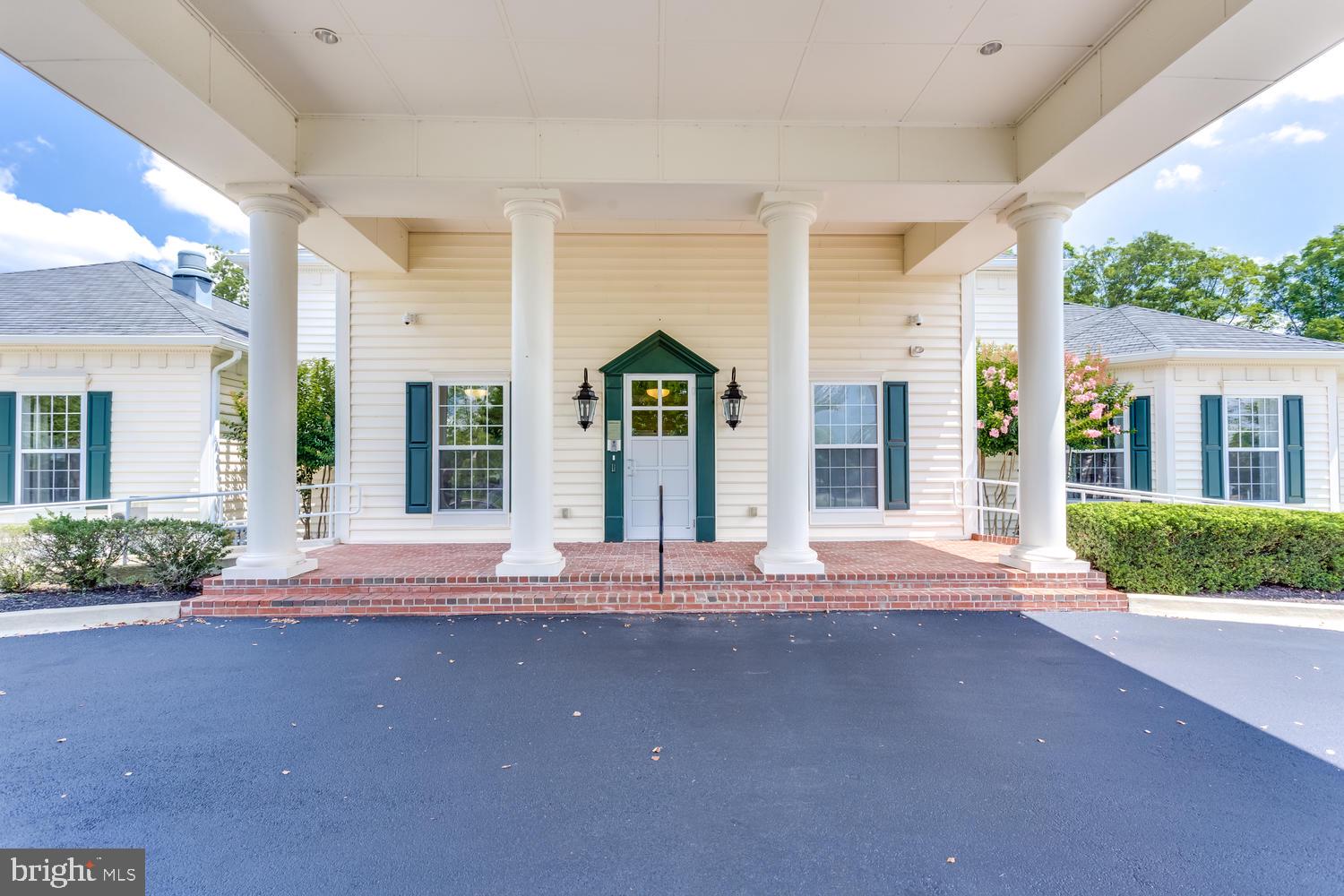 HERITAGE AT ST. CHARLES - Residential