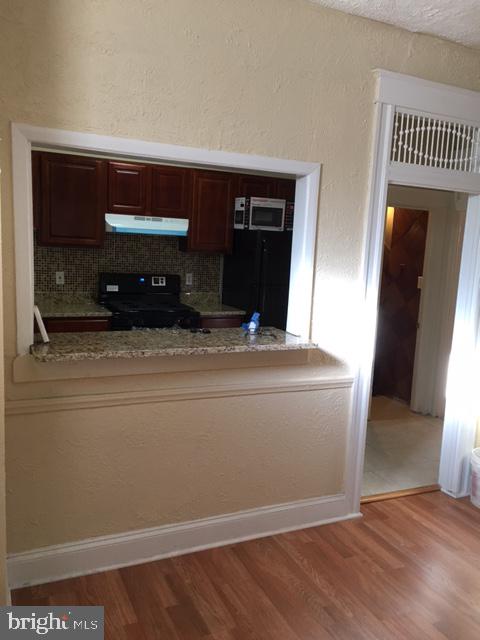 EDMONDSON VIILLAGE - Residential Lease