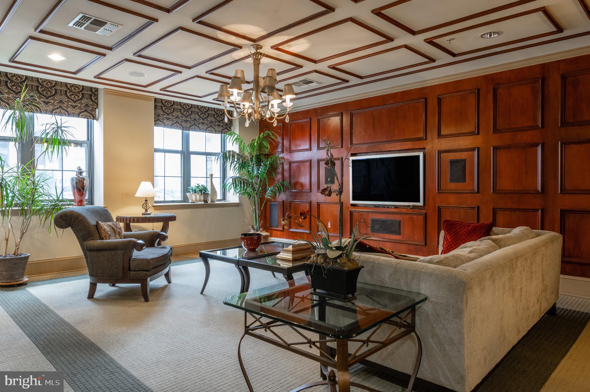 1111 25TH STREET NW 723