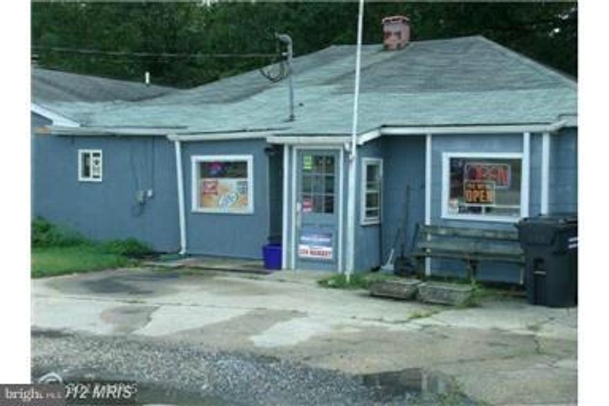 BWLiquor Store & Convenience Store TO SELL. 2 buildings on one lot  (1/2 acre lot). Fully fenced. Building "A" has two units and zoned commercial. One unit is currently apartment (2 bedroom, 1.5 bath), but has separate entrance for retail or office use. Building "B" is zoned residential, has one unit ( 1br, 1ba ) and is separate building with separate USPS mailing address in rear of Building "A".