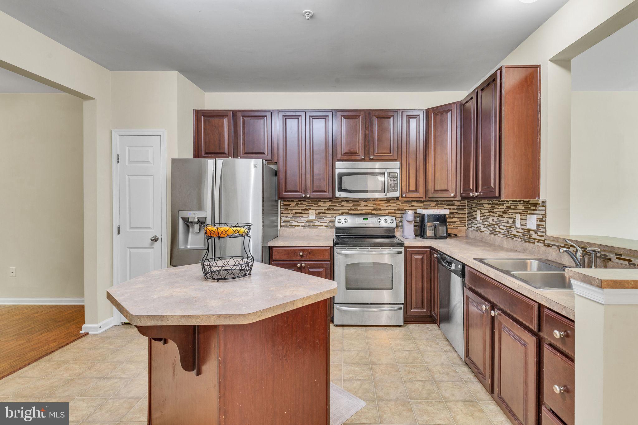 WYNDHOLME WOODS - Residential