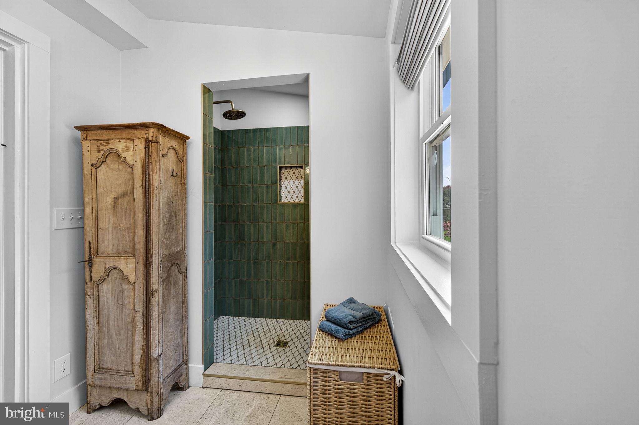 MARSHALL, VA - Residential