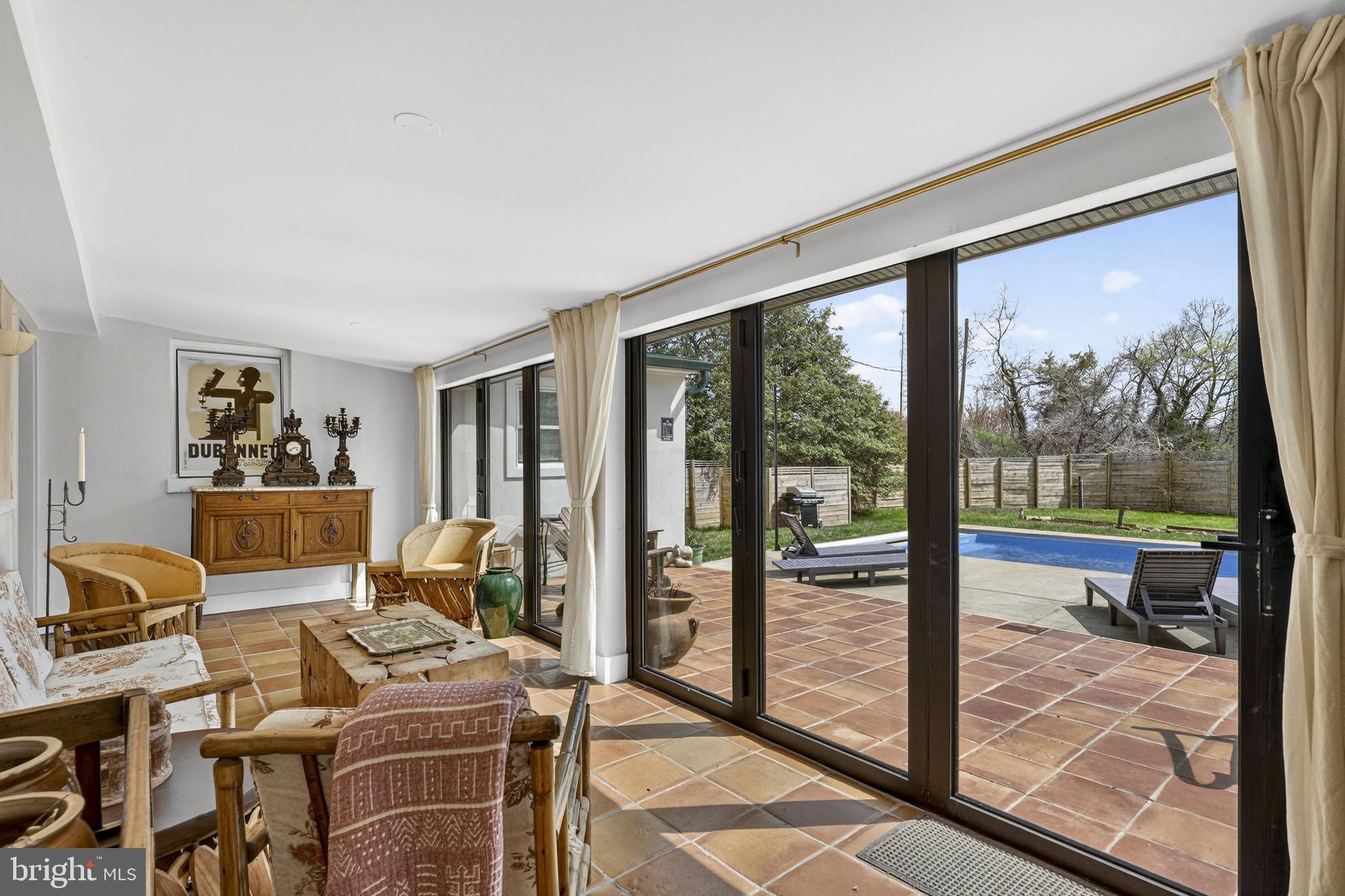 MARSHALL, VA - Residential