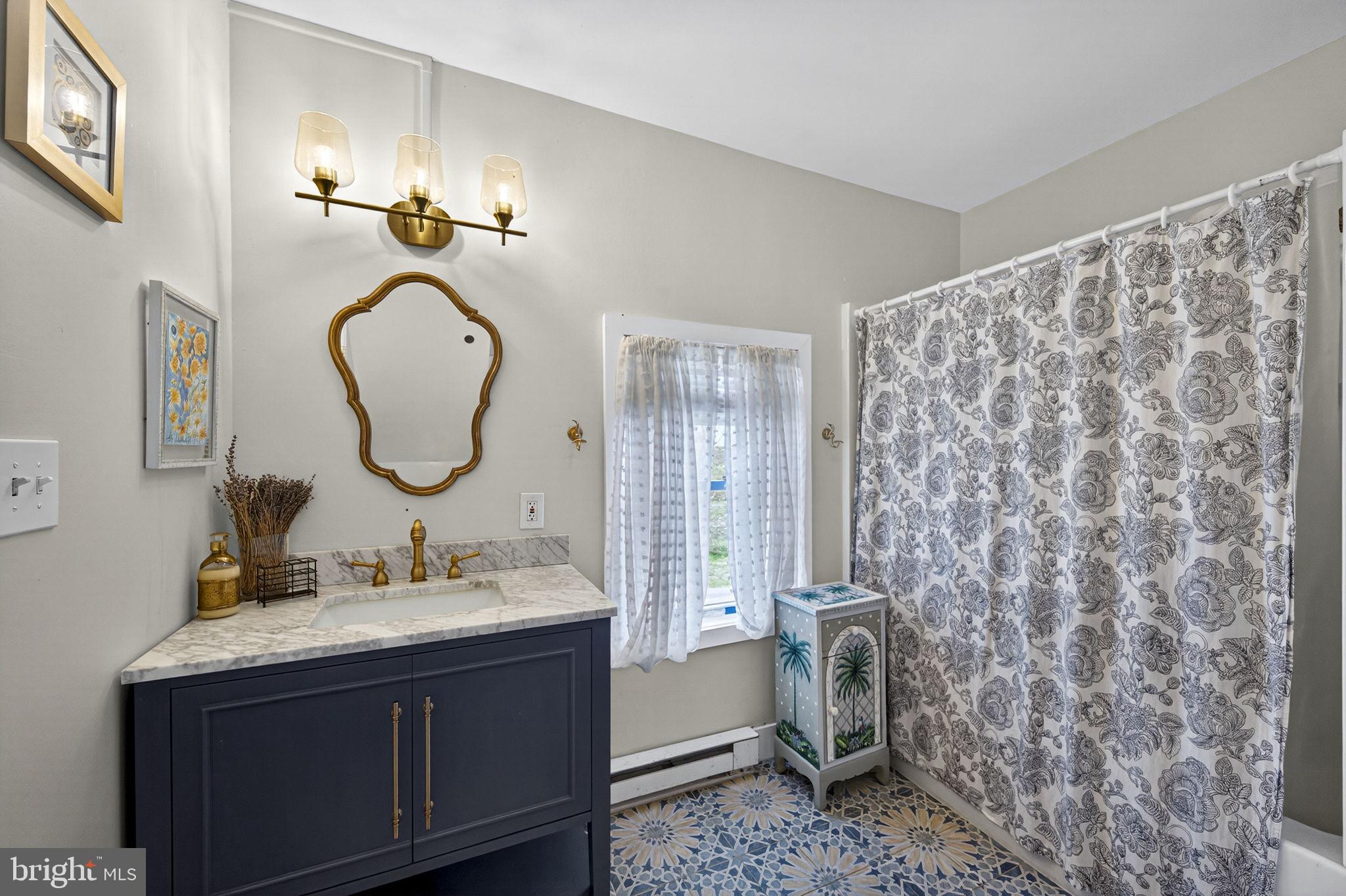 MARSHALL, VA - Residential